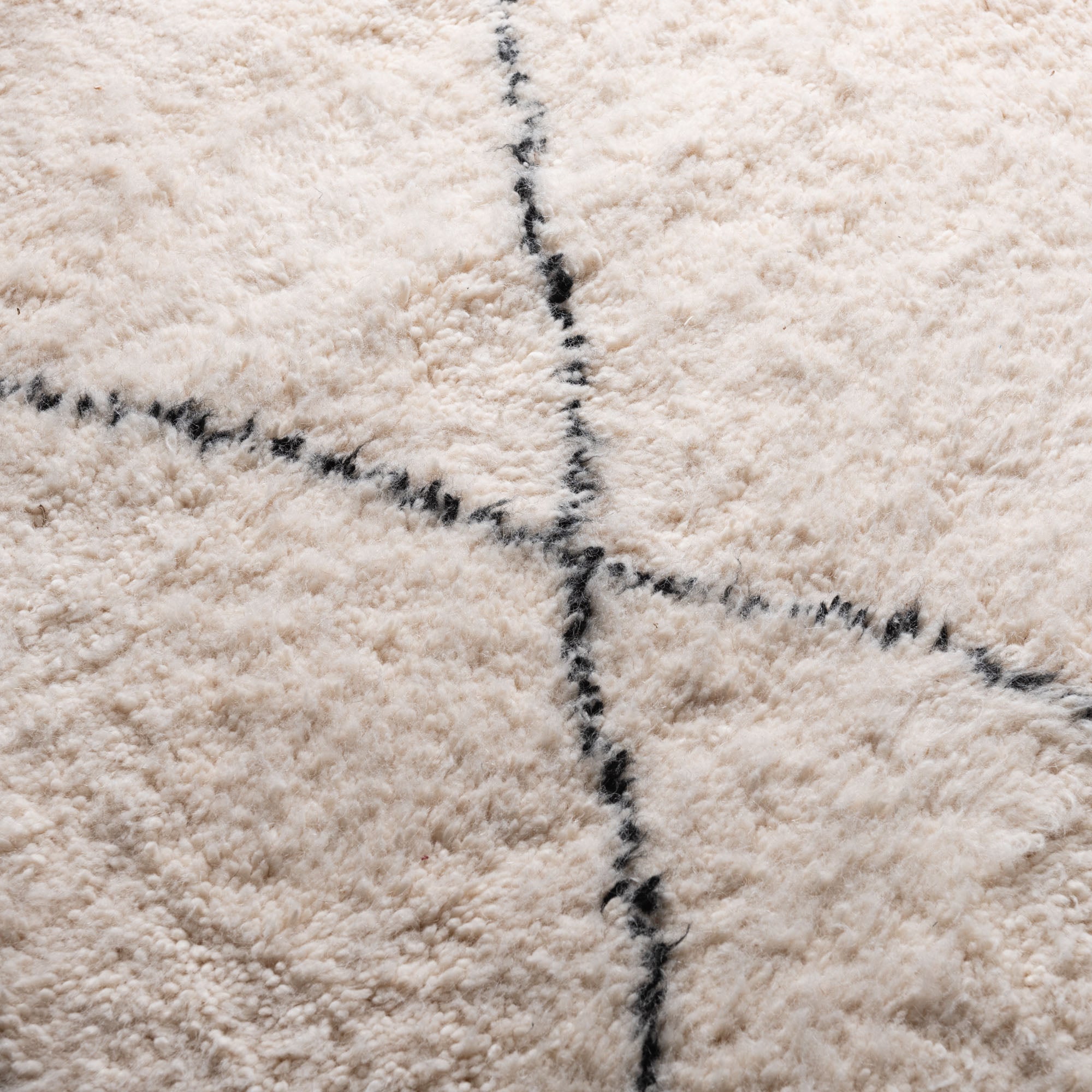 Almas - Beni ourain rug - Benisouk