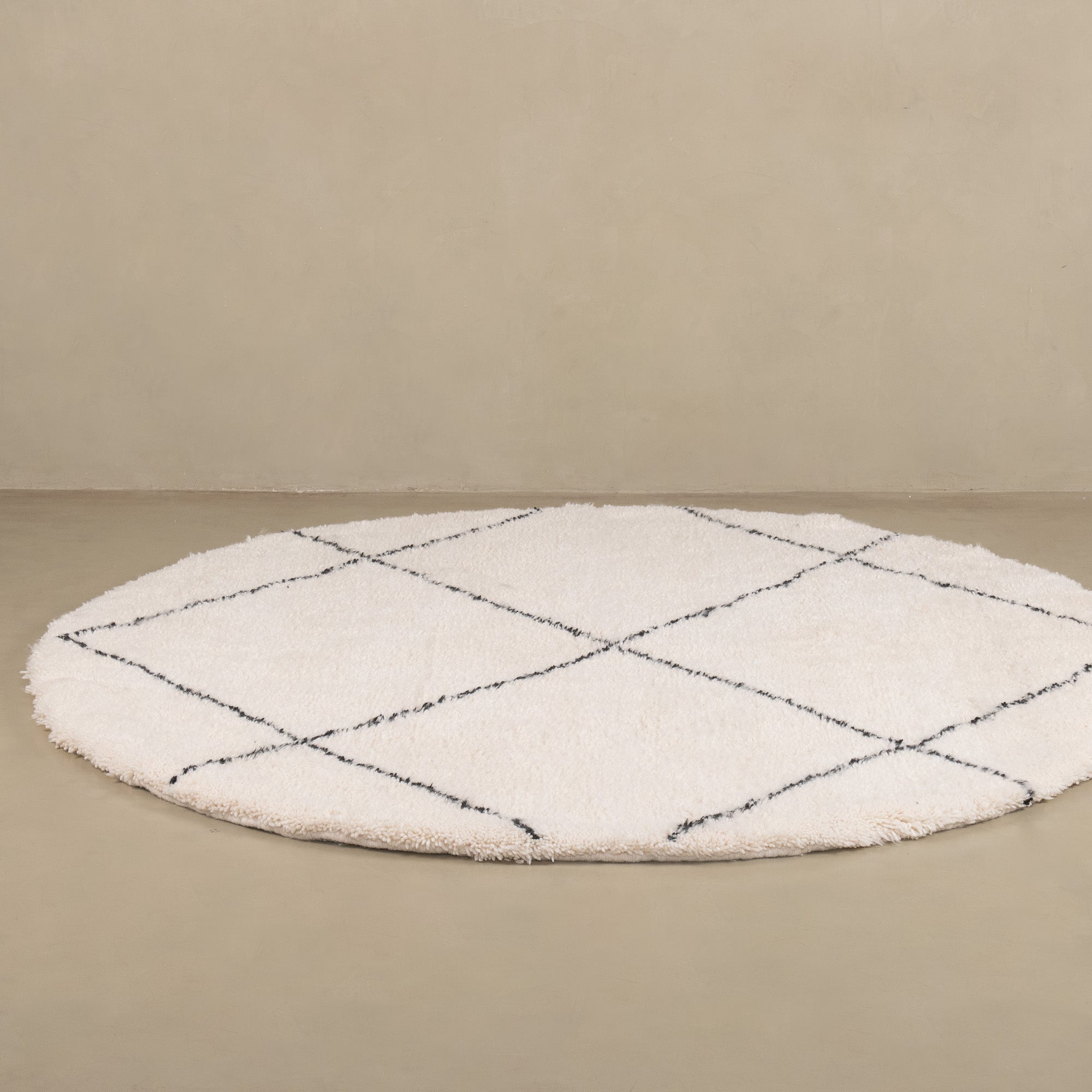 Almas Round - Shag Moroccan rug - Benisouk