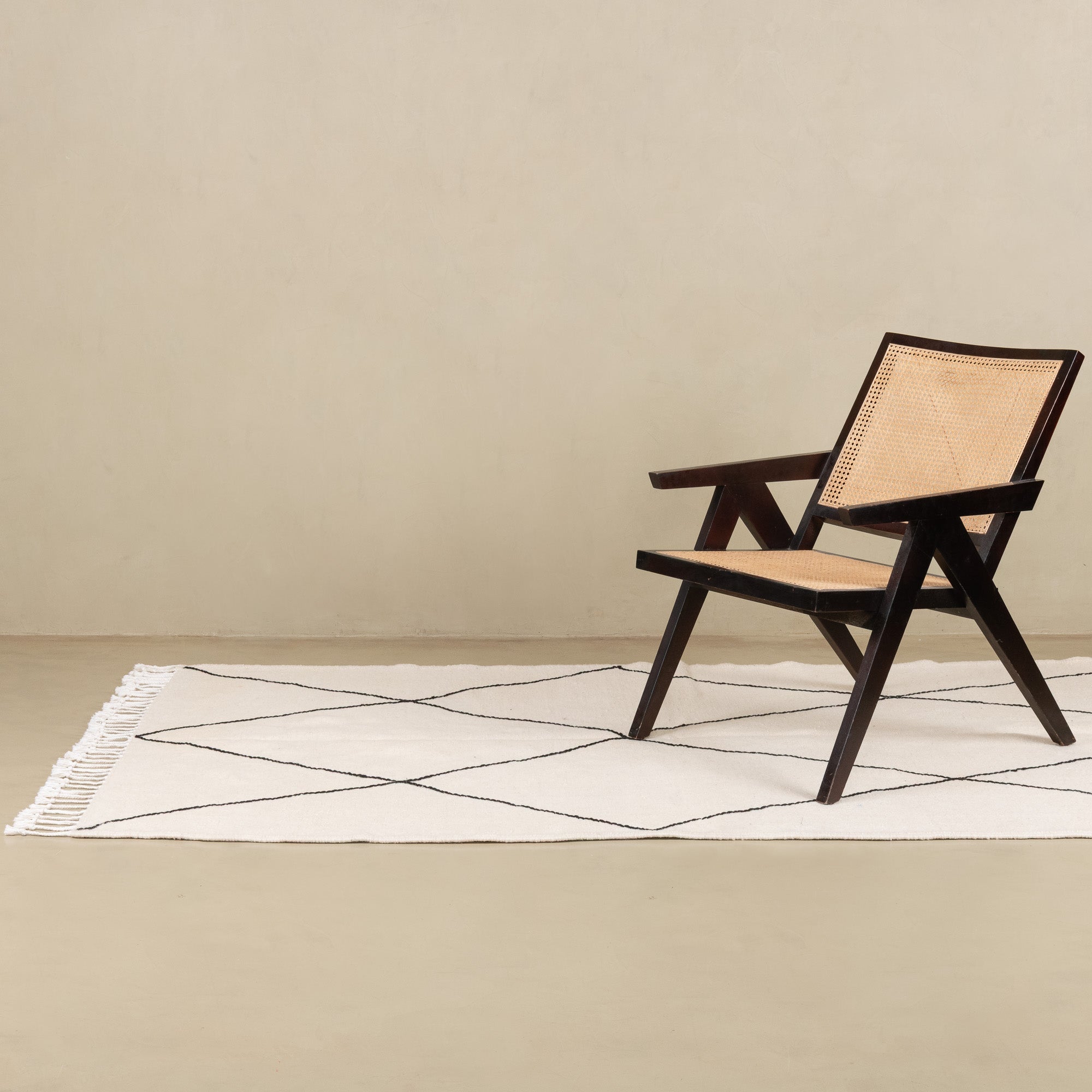 Almas - taznakht kilim rug - Benisouk