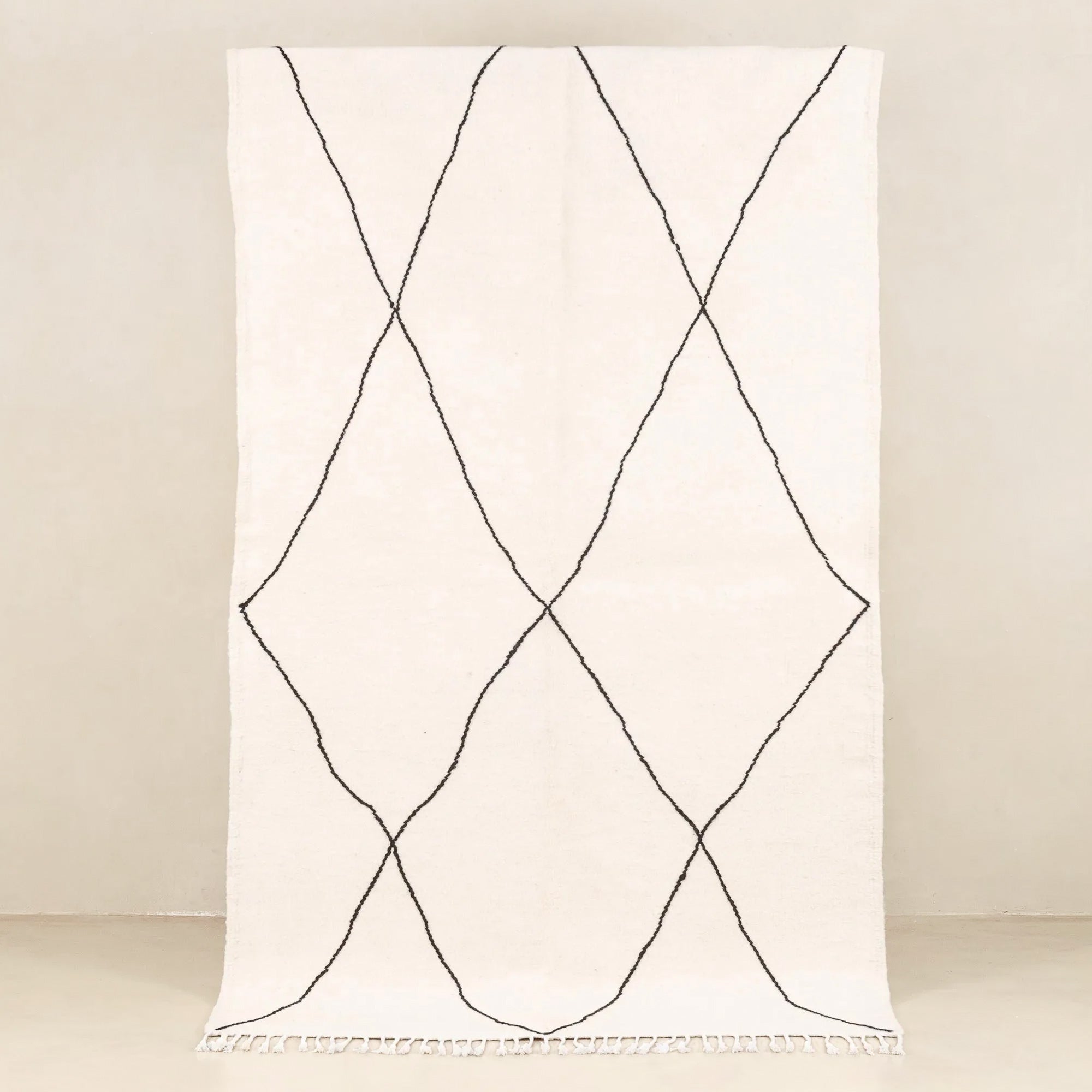 Almas - taznakht kilim rug