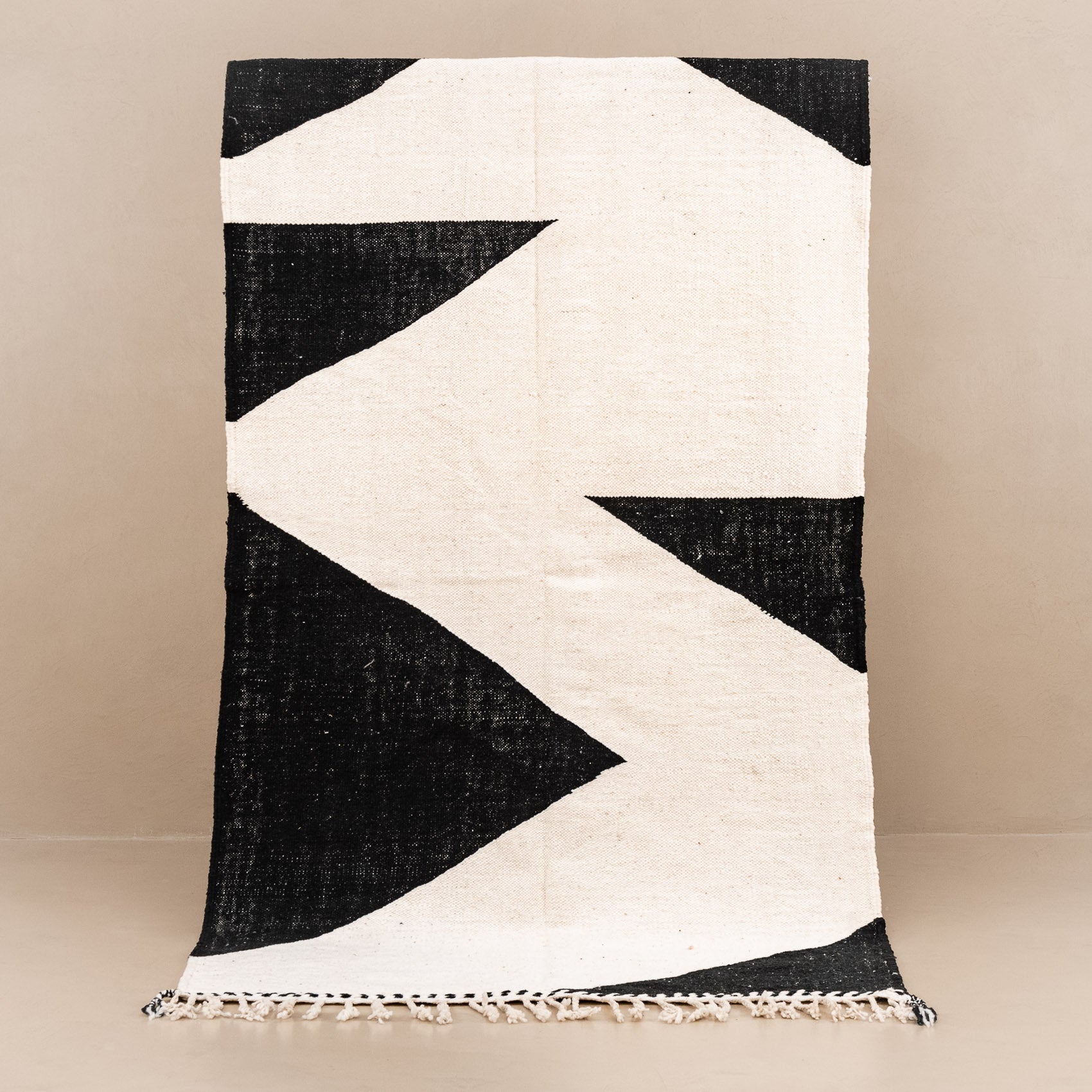 Alya - taznakht kilim rug - Benisouk