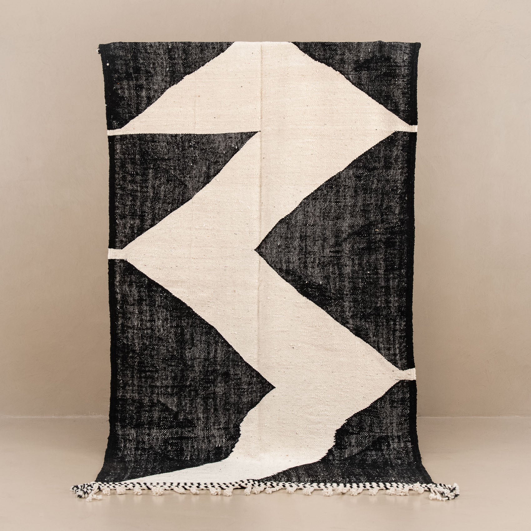 Alya - taznakht kilim rug - Benisouk