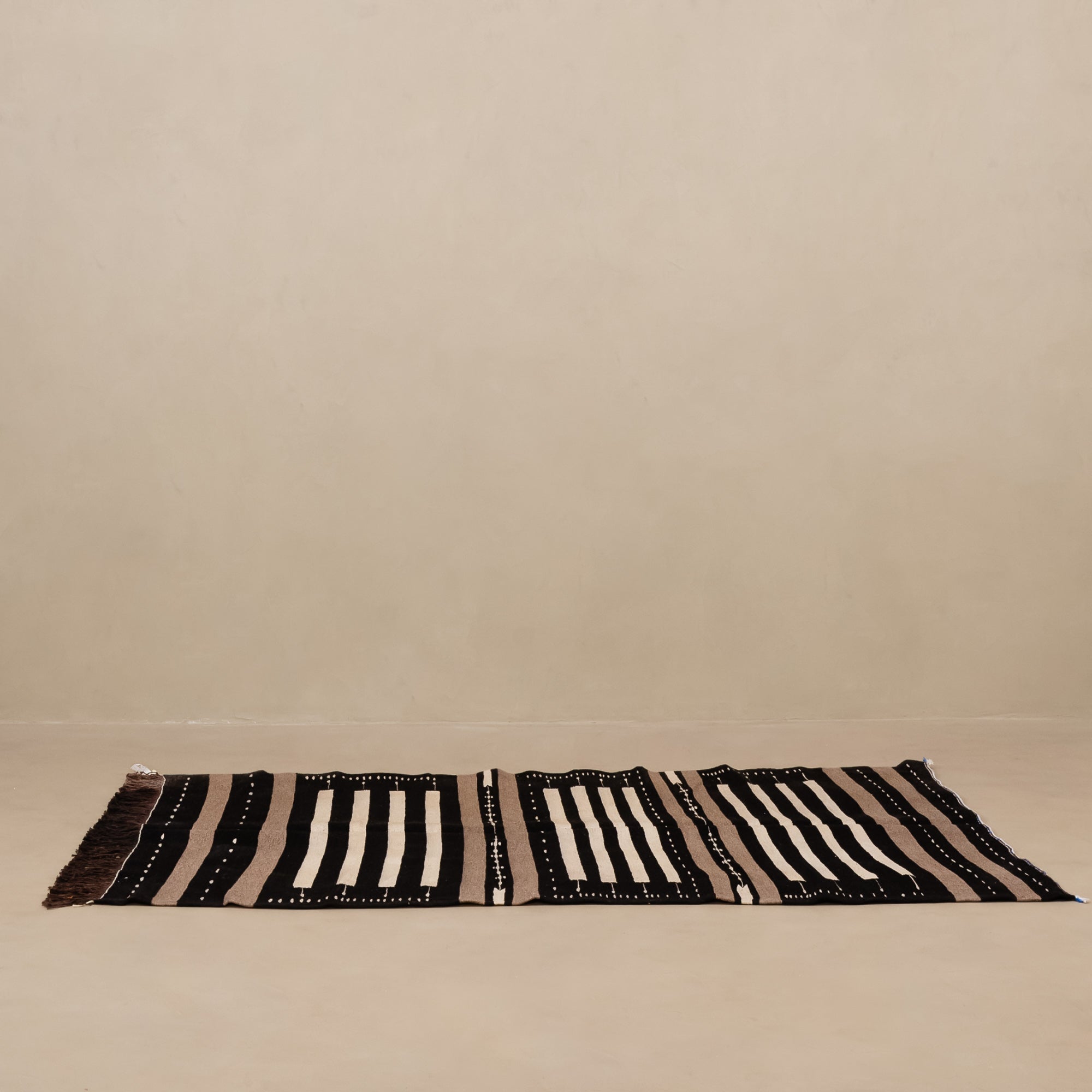Alyass - Flatweave Moroccan rug - Benisouk