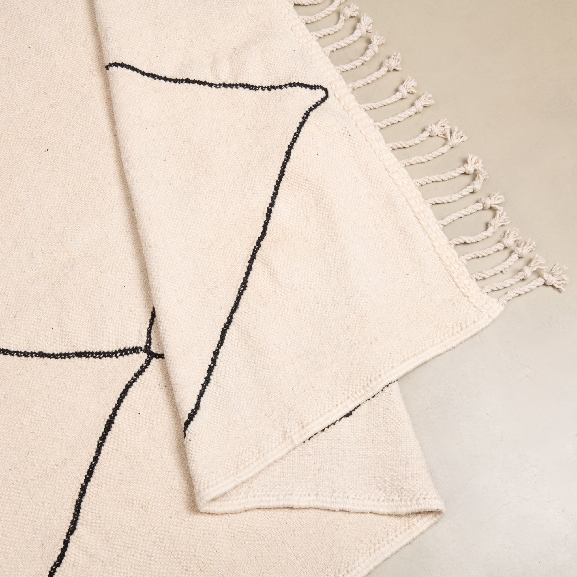 Amenzu - Flatweave Moroccan rug - Benisouk