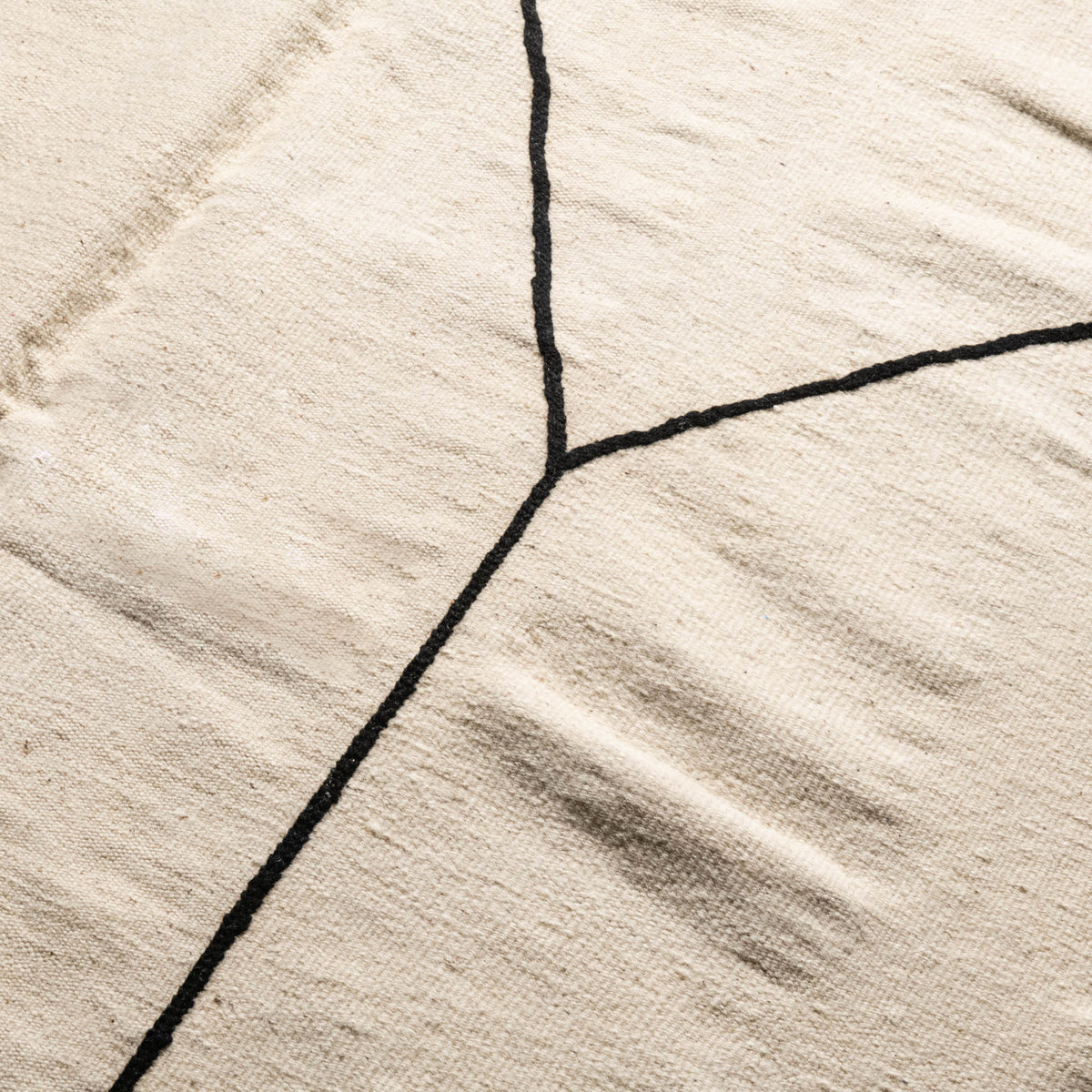 Anir - Flatweave Moroccan rug - Benisouk