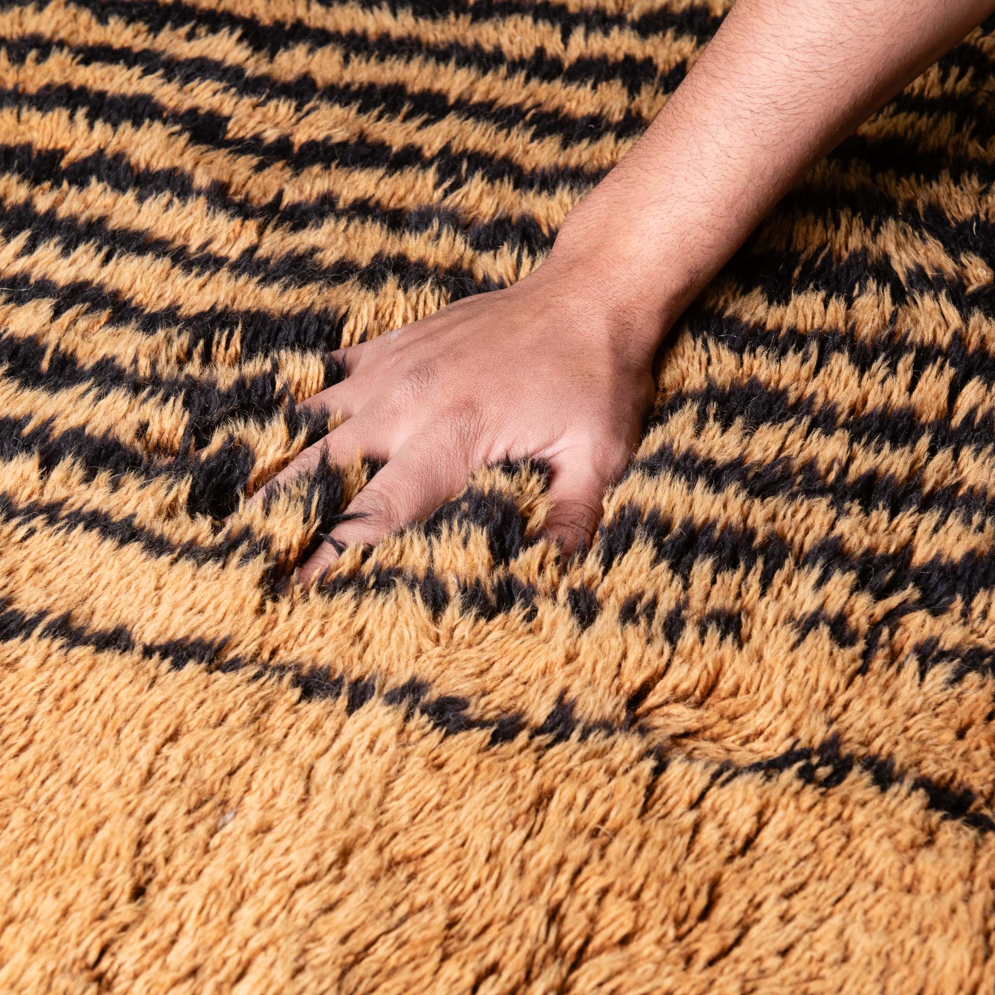Astral Tango - Luxury Shag Moroccan Rug - Benisouk