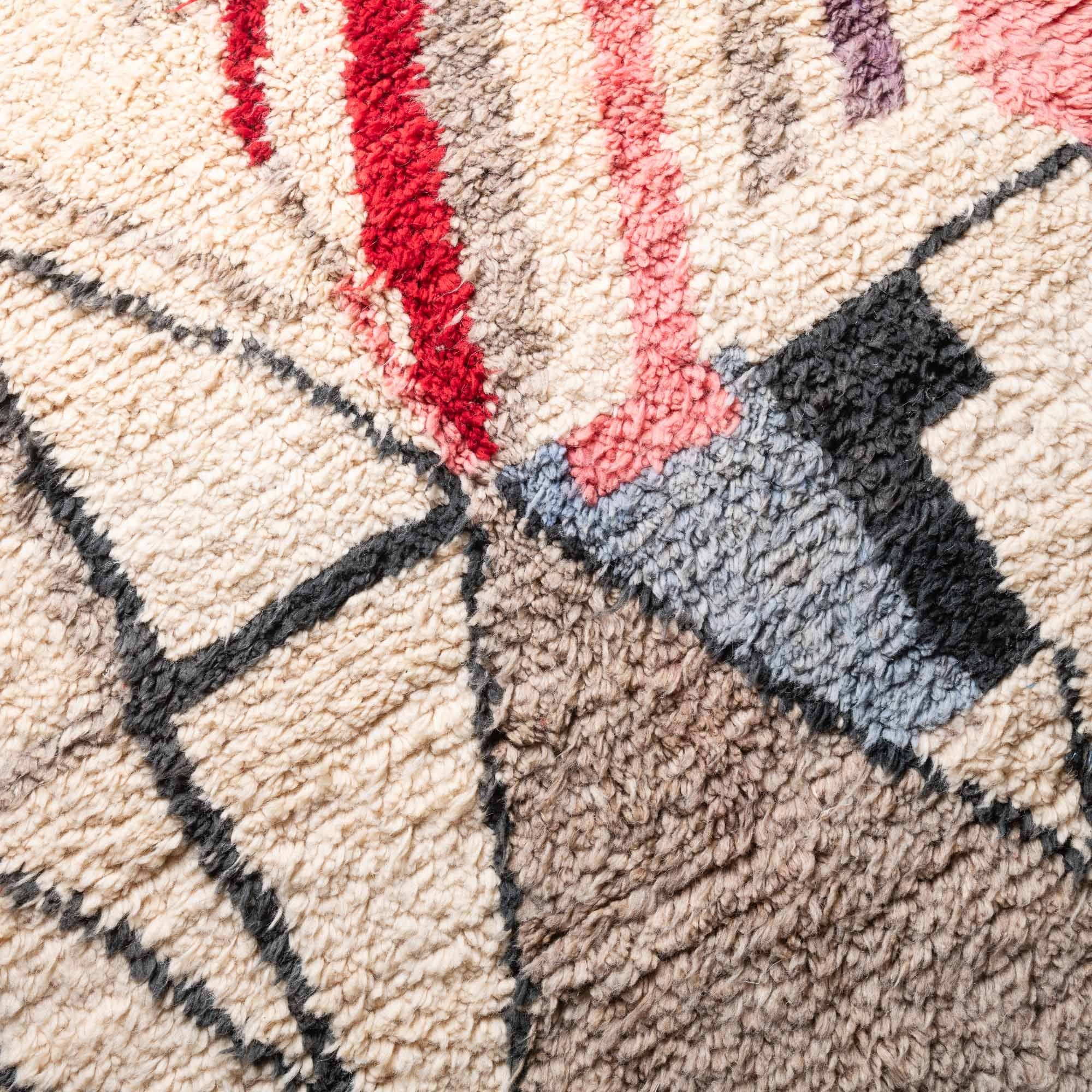 Atifa - vintage boujad rug - Benisouk