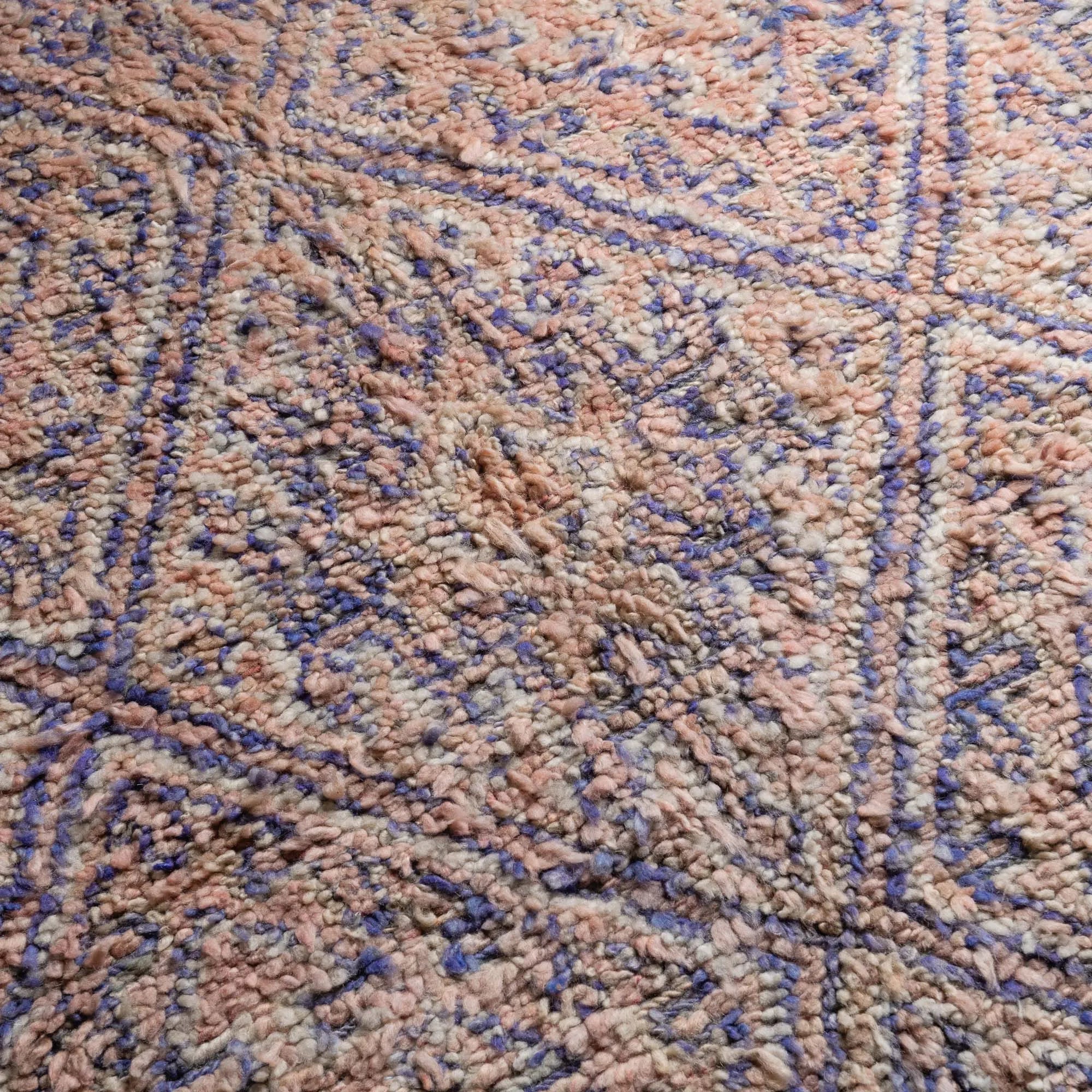 Atika - vintage beni mguild rug - Benisouk