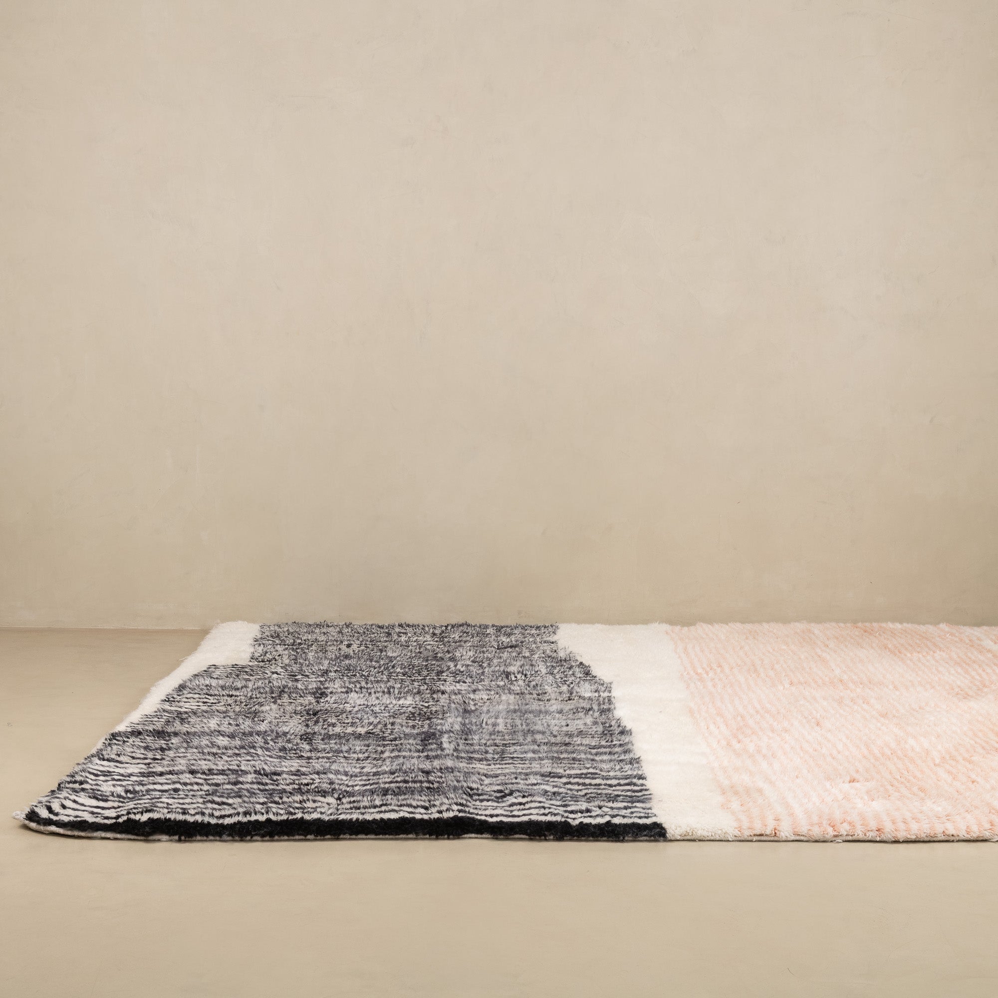 Blush Divide - Luxury Shag Moroccan Rug - Benisouk