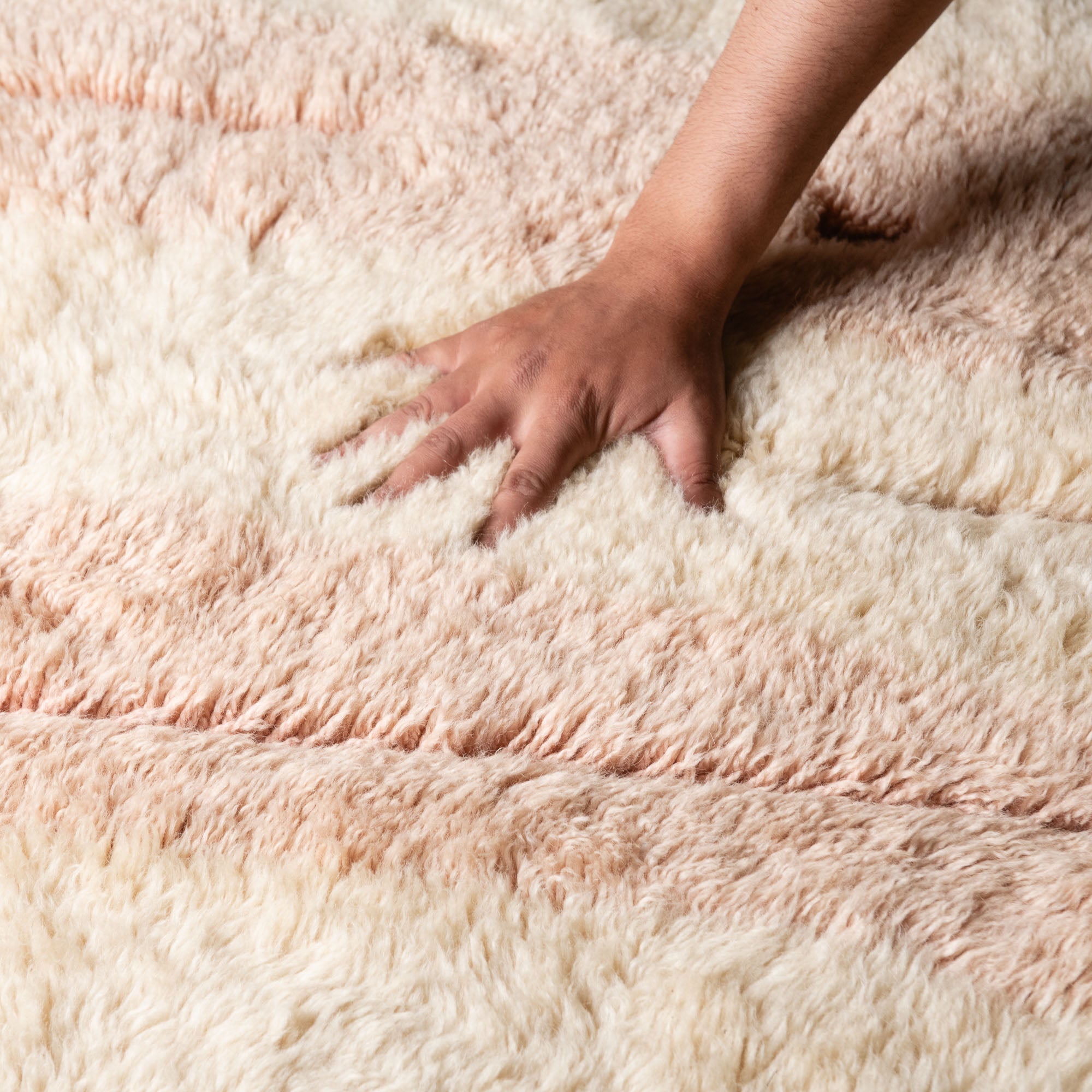 Blush Timber - Luxury Shag Moroccan Rug - Benisouk