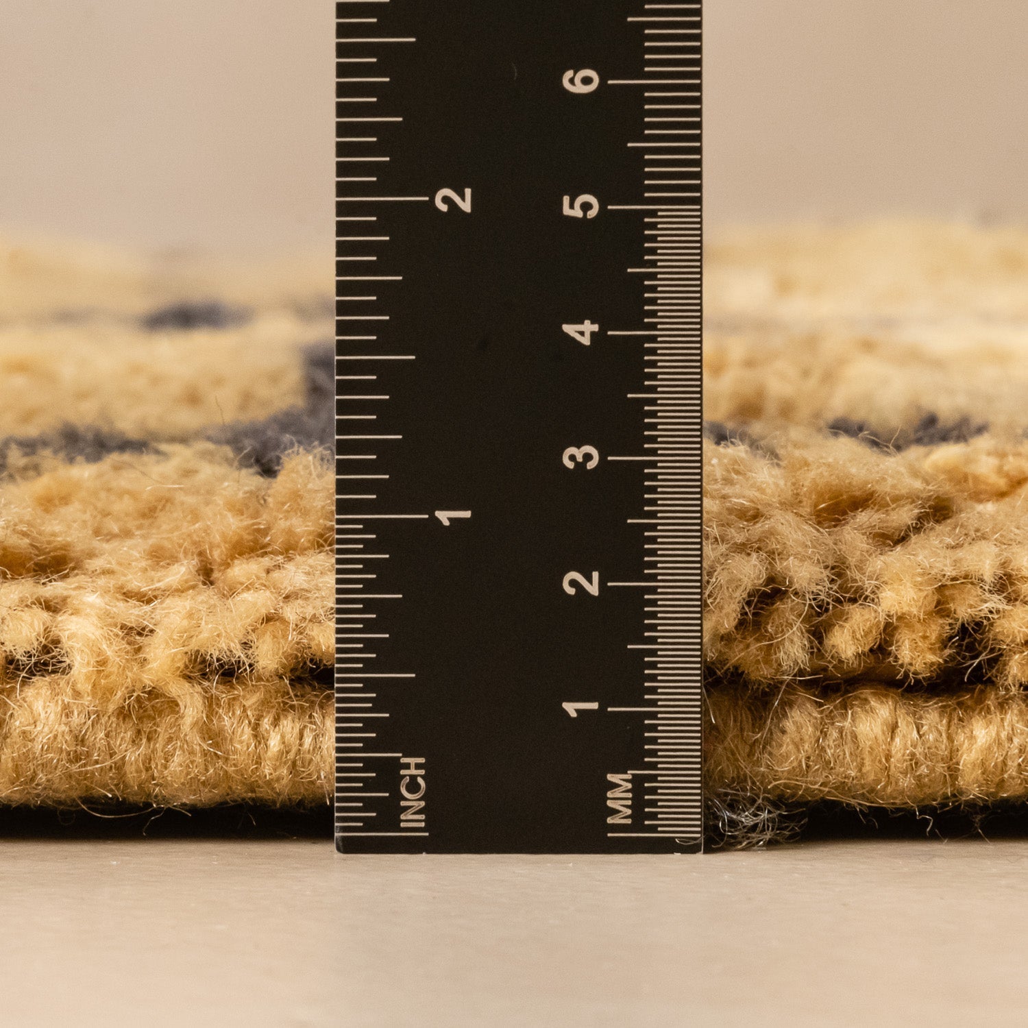 Borderline - Luxury Shag Moroccan Rug - Benisouk