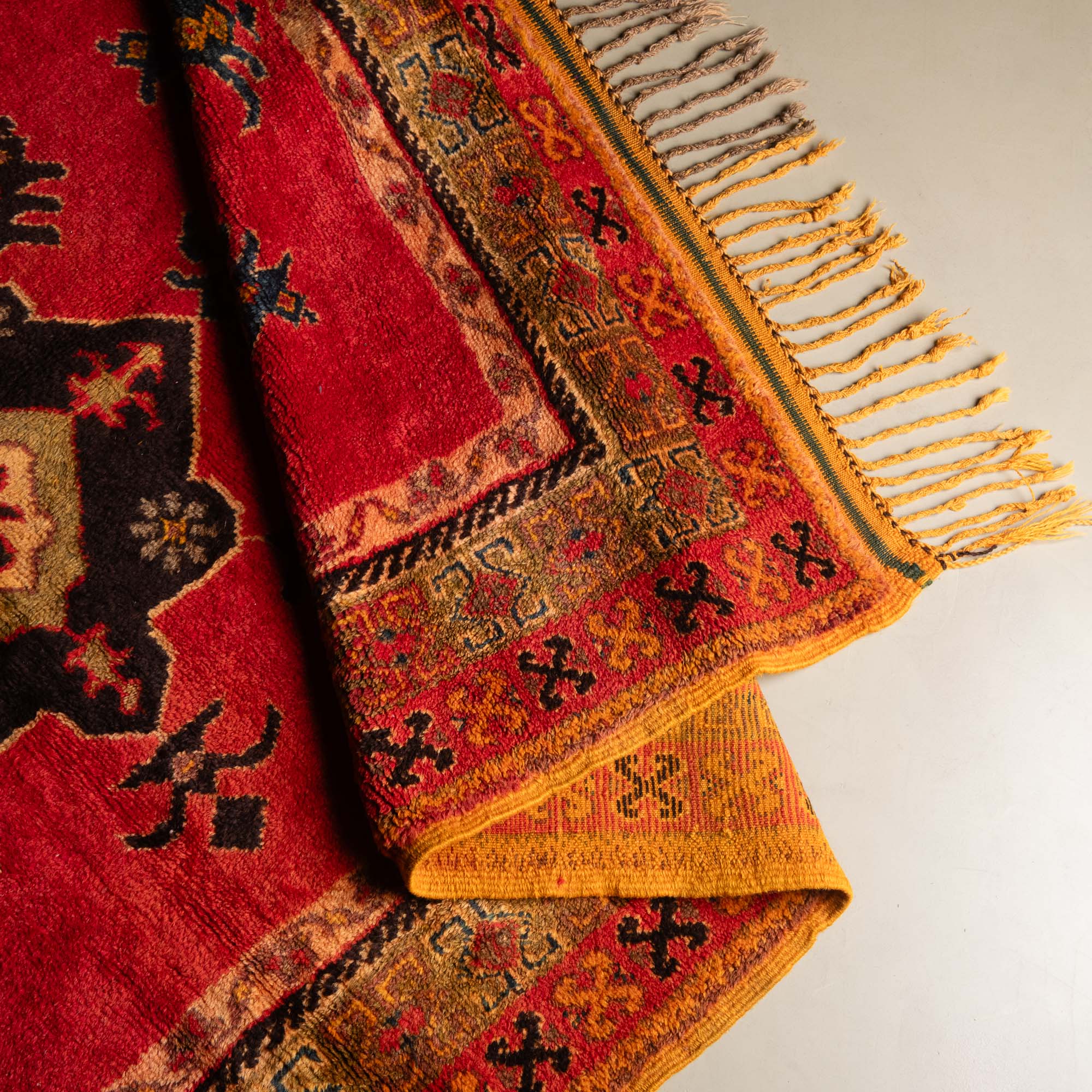 Bradia - taznakht kilim rug - Benisouk