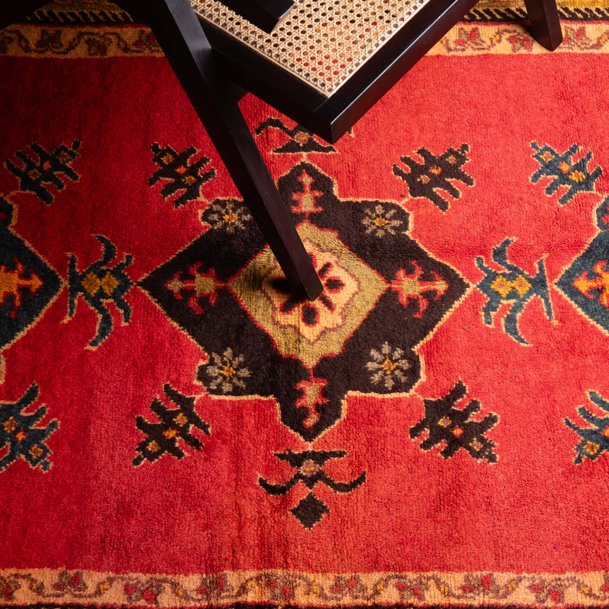Bradia - taznakht kilim rug - Benisouk