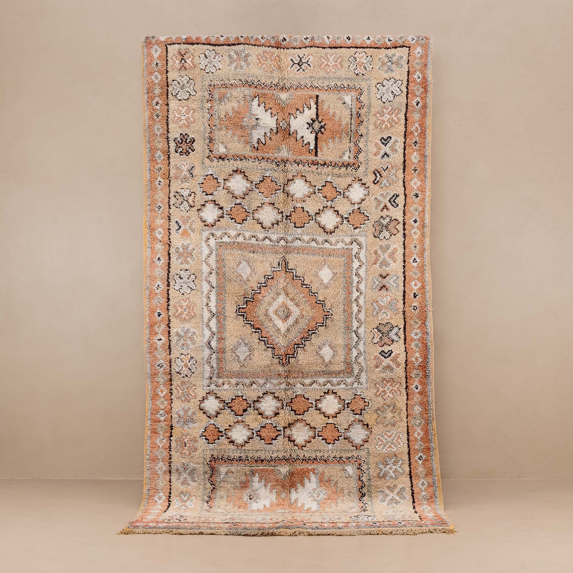 Chafiqa - vintage boujad rug - Benisouk
