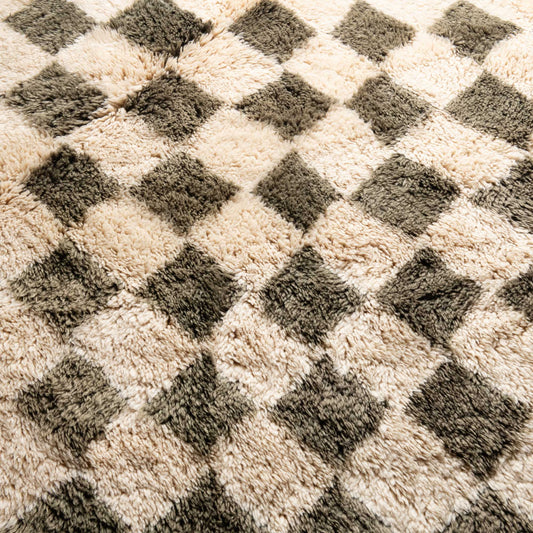 Checkered Garden - Luxury Shag Moroccan Rug - Benisouk
