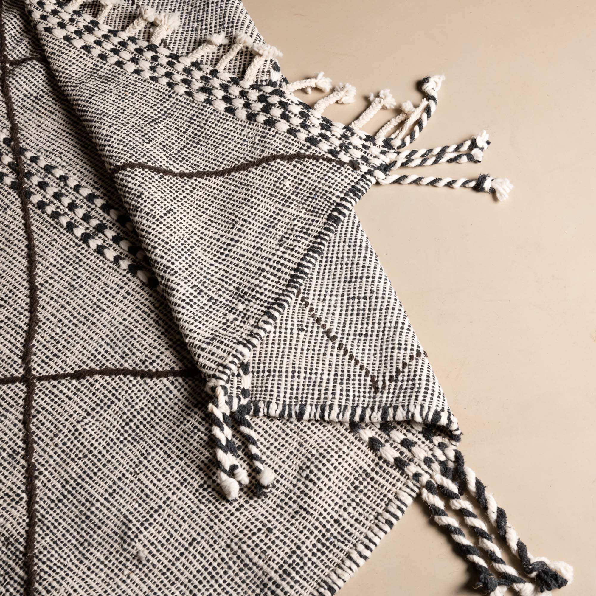 Chefa - Taznakht kilim rug - Benisouk