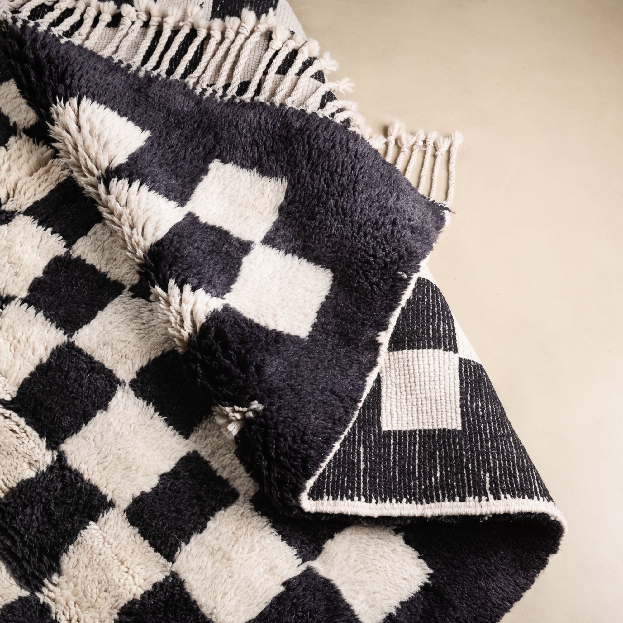 Chess - Luxury Shag Moroccan Rug - Benisouk