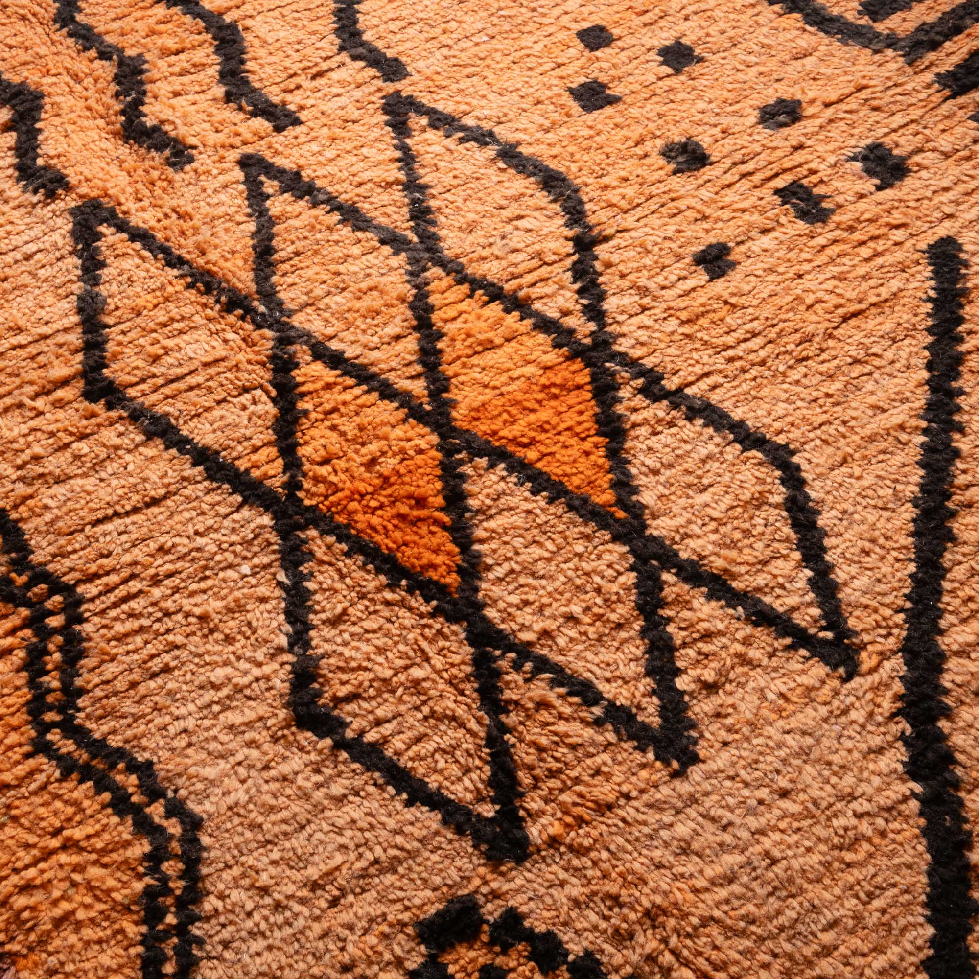 Chihab - vintage boujad rug - Benisouk