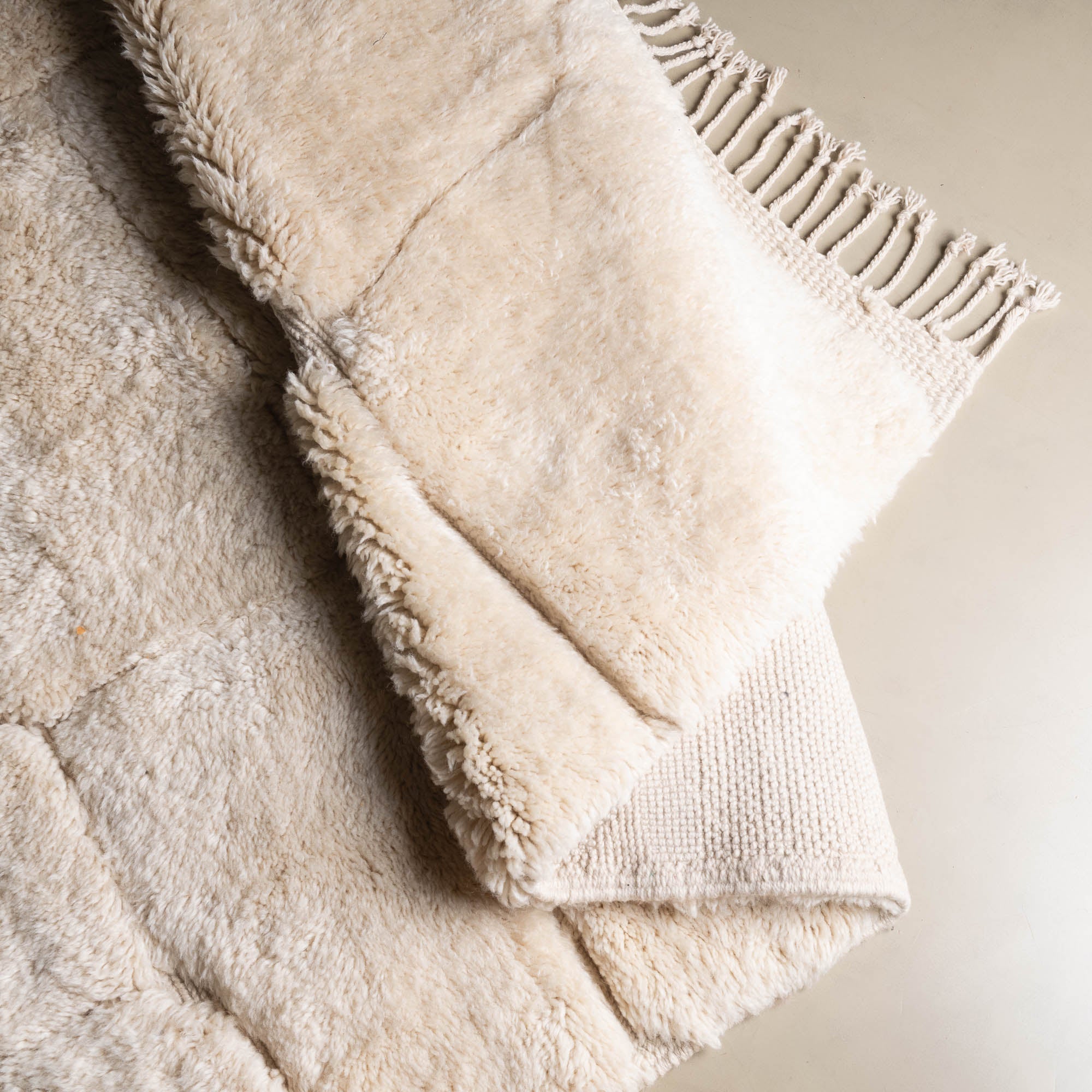 Cloudy Sky - Luxury Shag Moroccan Rug - Benisouk