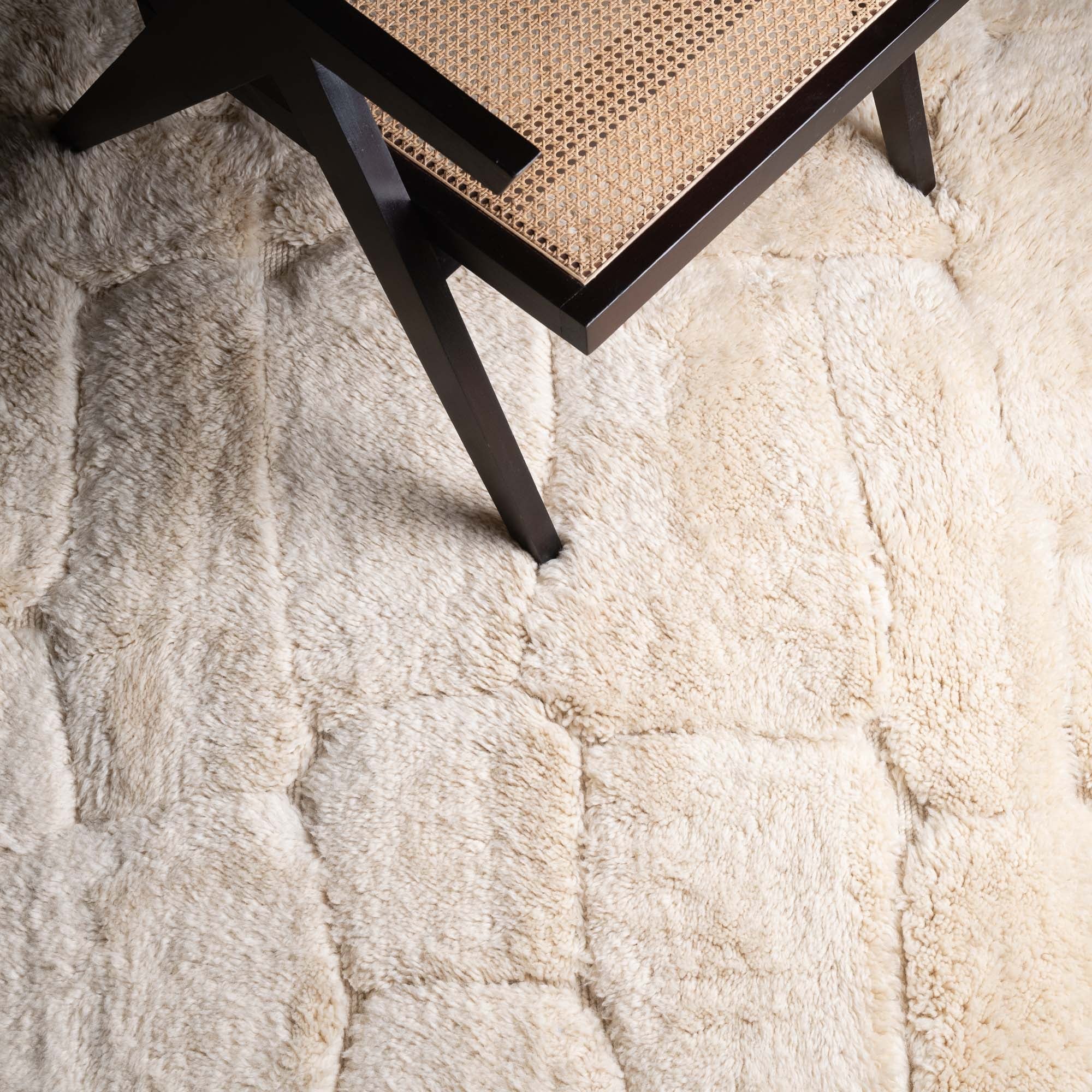 Cloudy Sky - Luxury Shag Moroccan Rug - Benisouk