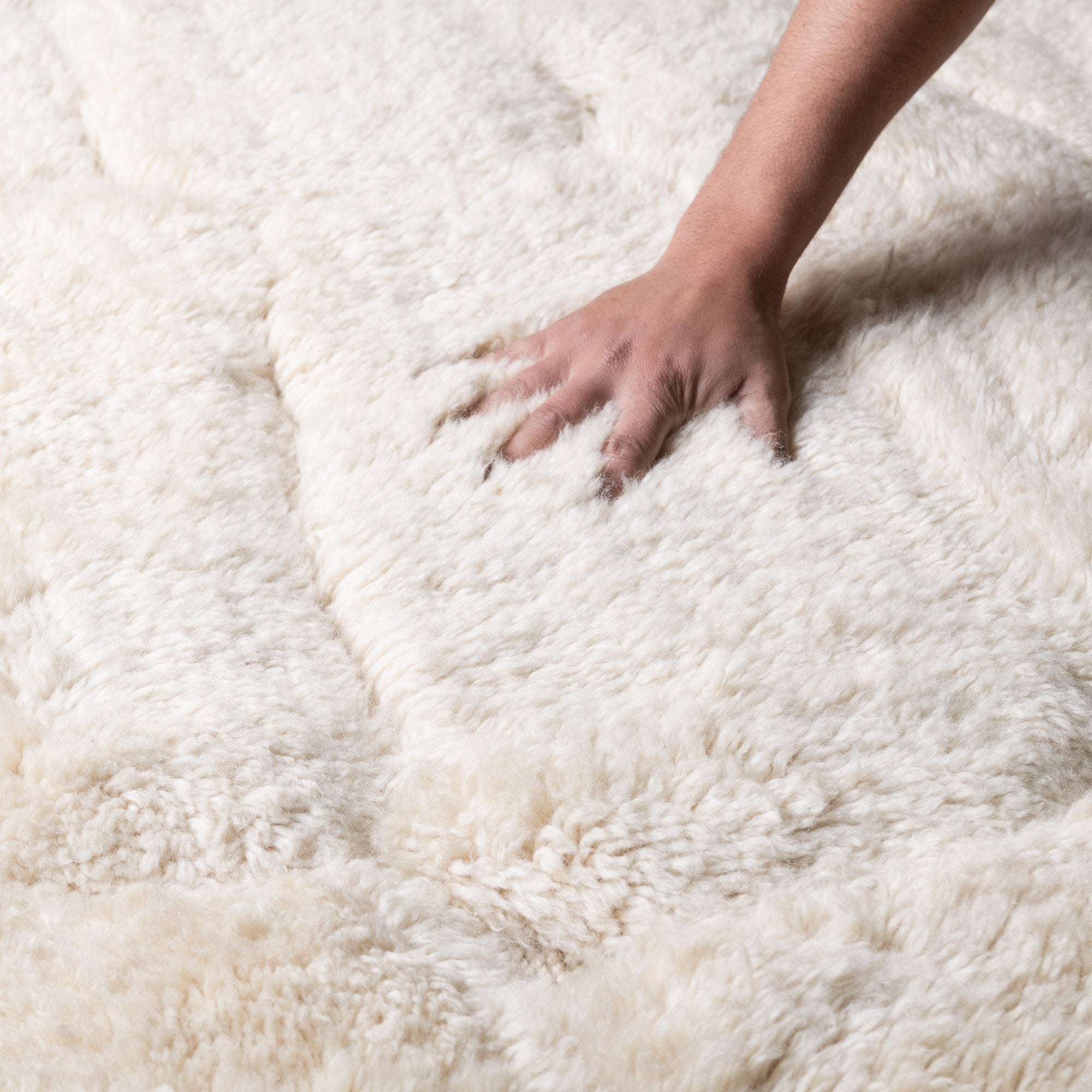 Cloudy Sky - Luxury Shag Moroccan Rug - Benisouk