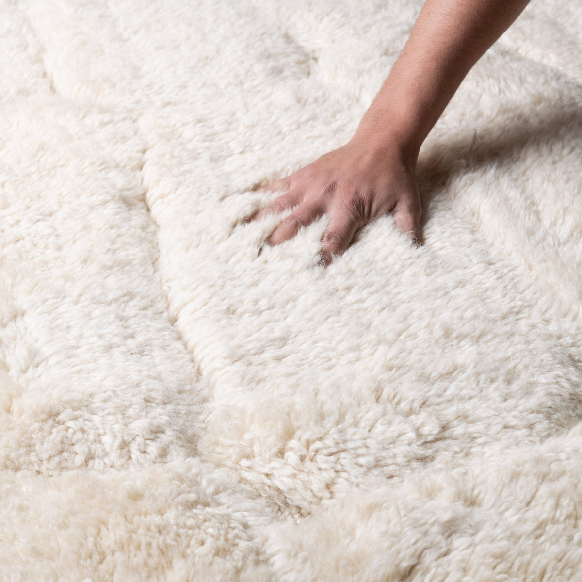 Cloudy Sky - Luxury Shag Moroccan Rug - Benisouk