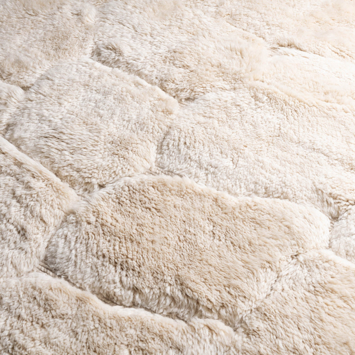 Cloudy Sky - Luxury Shag Moroccan Rug - Benisouk