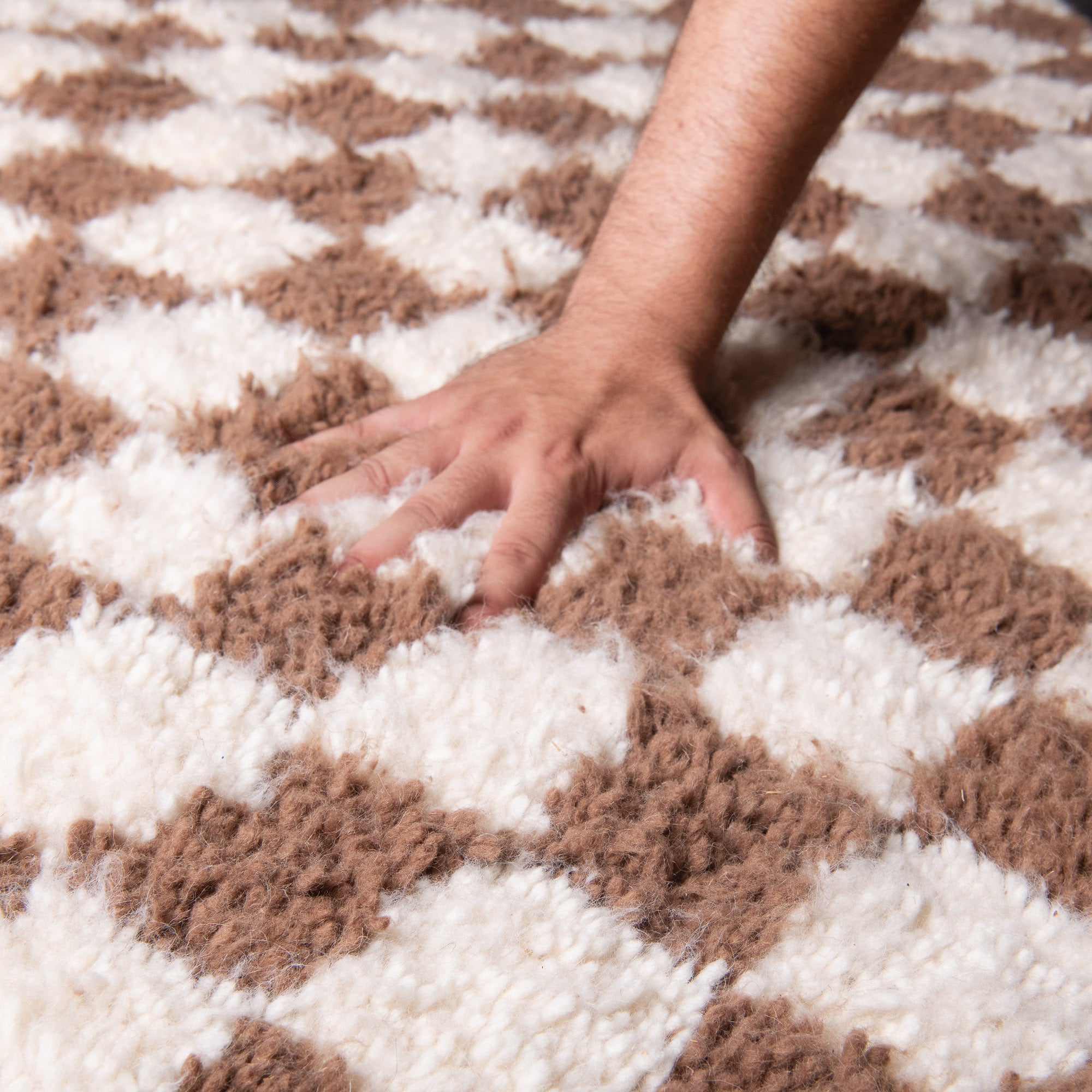 Dama Brown - Shag Moroccan rug - Benisouk