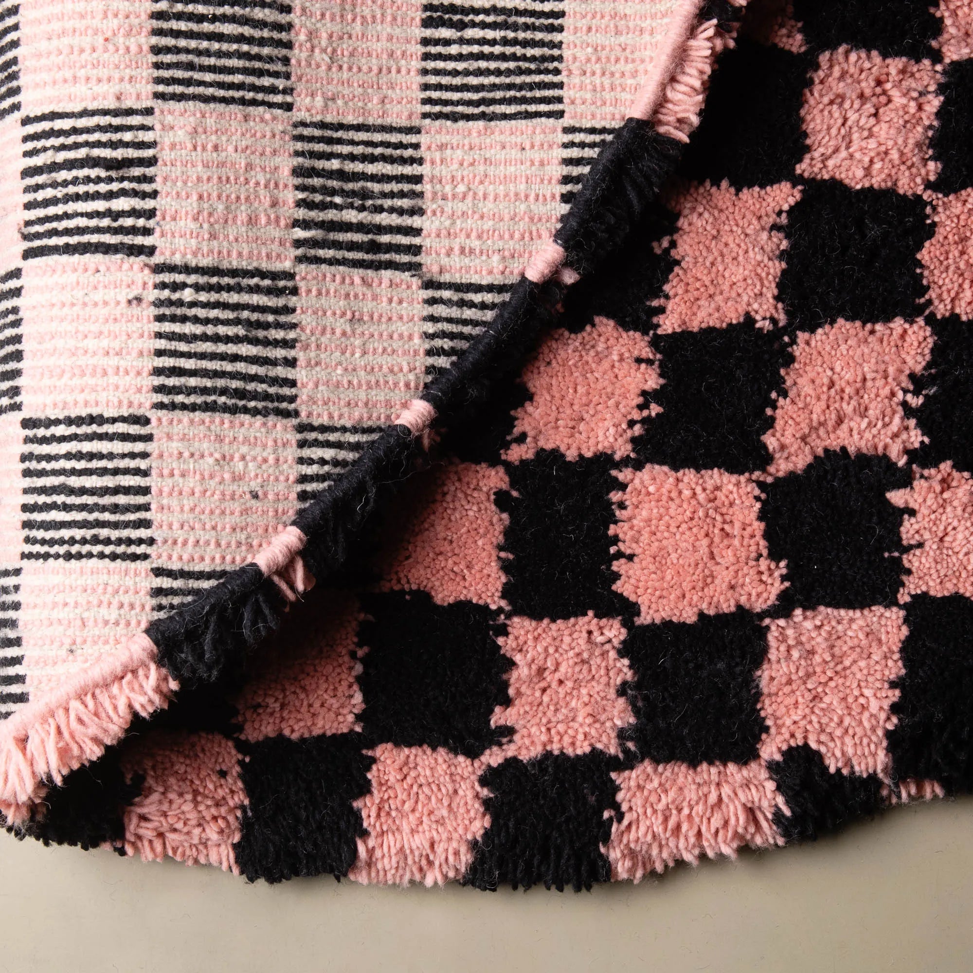 Dama Rose Round - Shag Moroccan rug - Benisouk