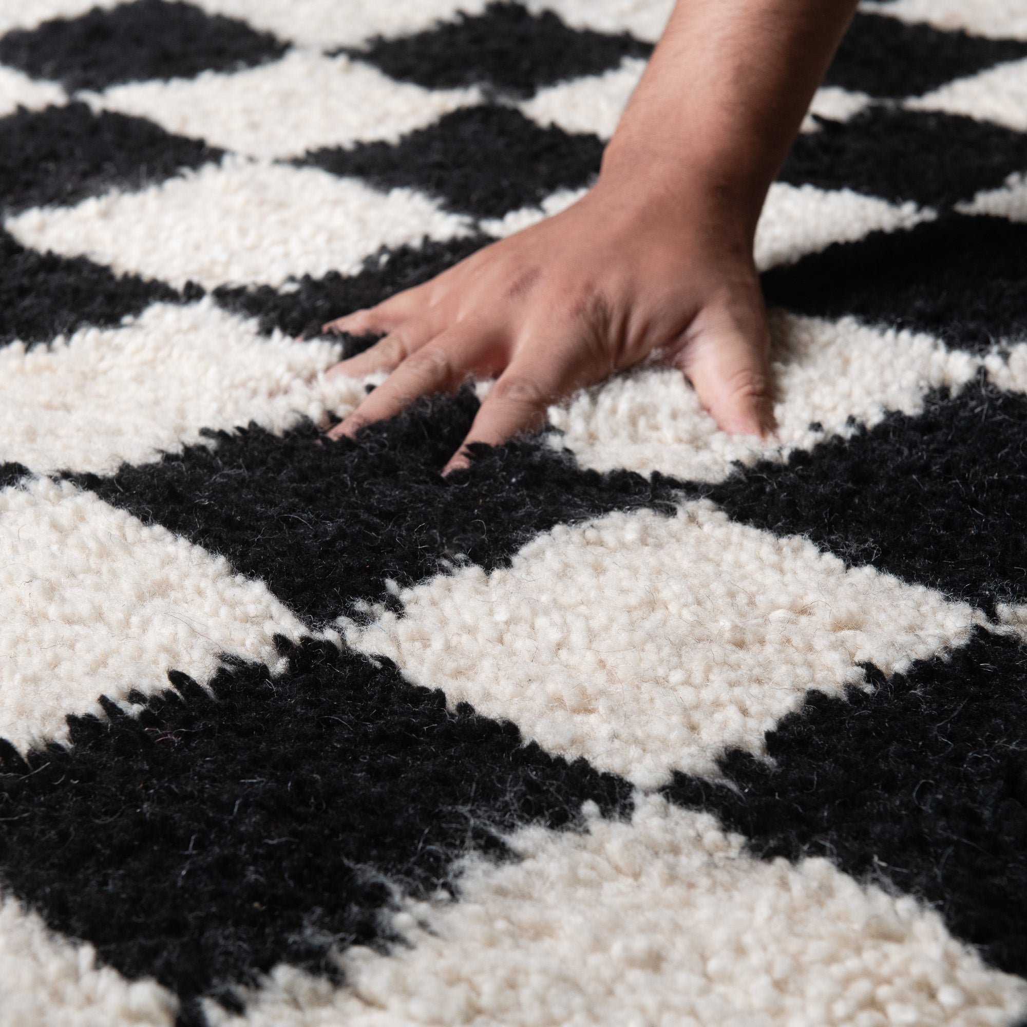 Dama Round - Shag Moroccan rug - Benisouk