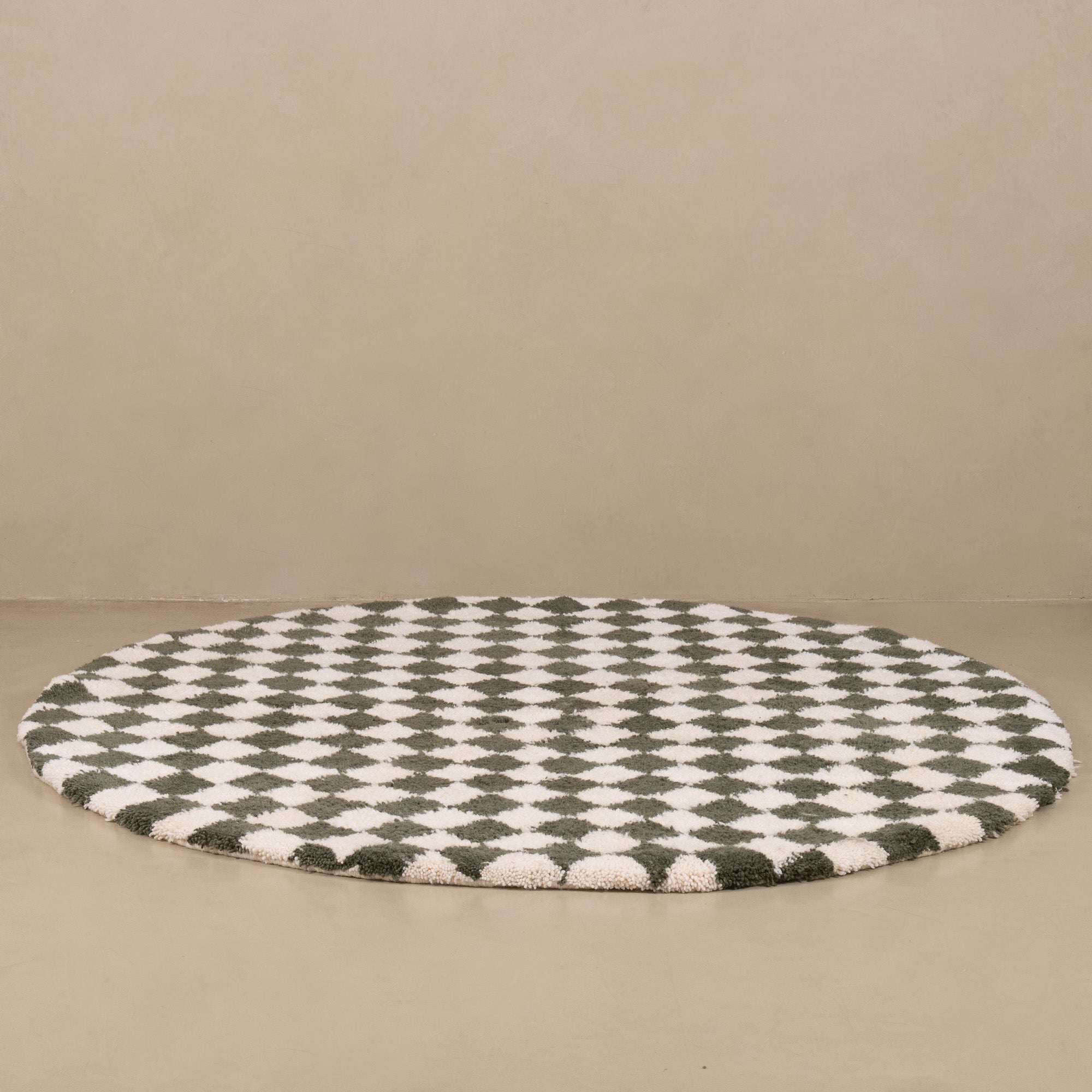 Dama Soldier Green Round - Shag Moroccan rug - Benisouk
