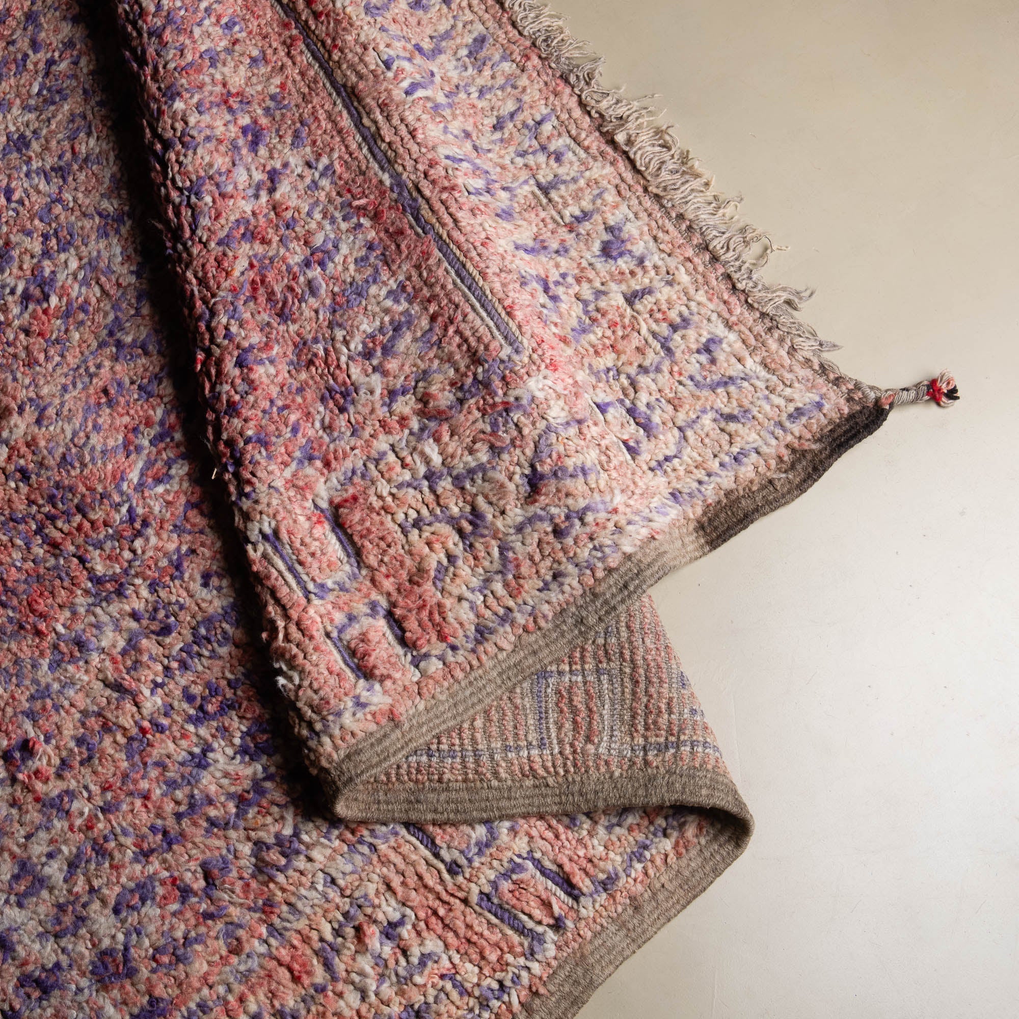 Dareen - vintage beni mguild rug - Benisouk