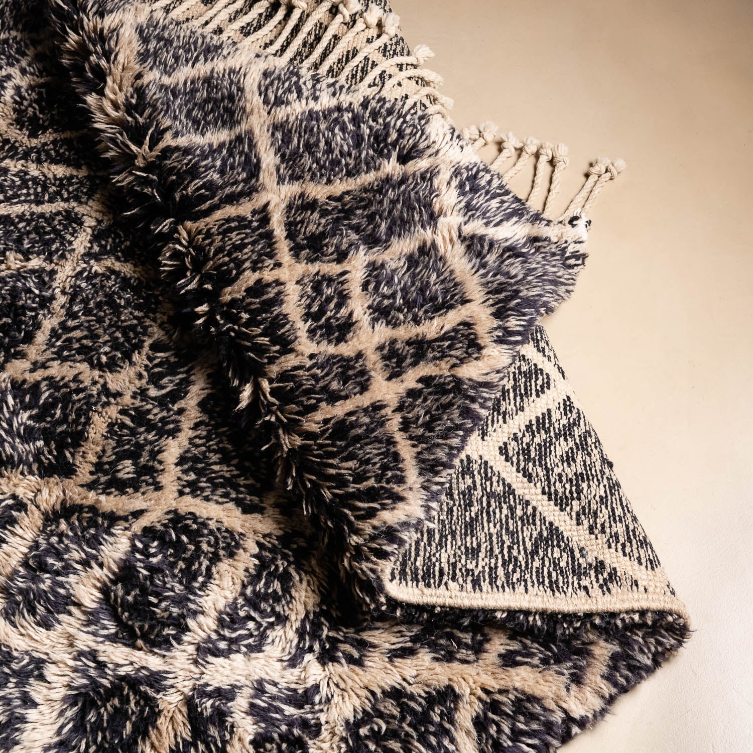 Dark Emperador - Luxury Shag Moroccan Rug - Benisouk