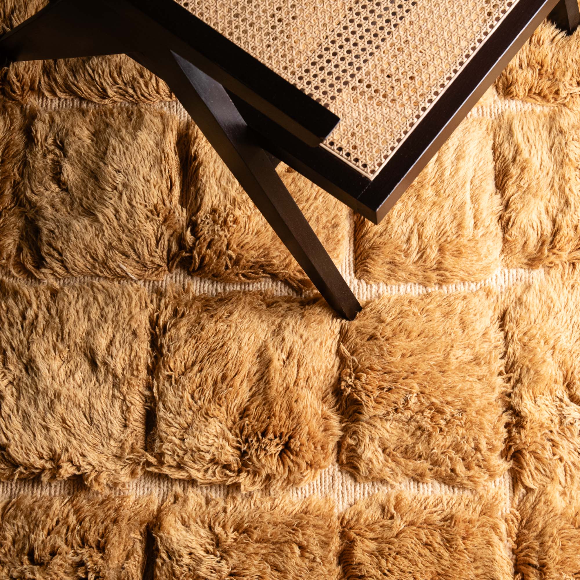 Dazzling Radiance - Luxury Shag Moroccan Rug - Benisouk