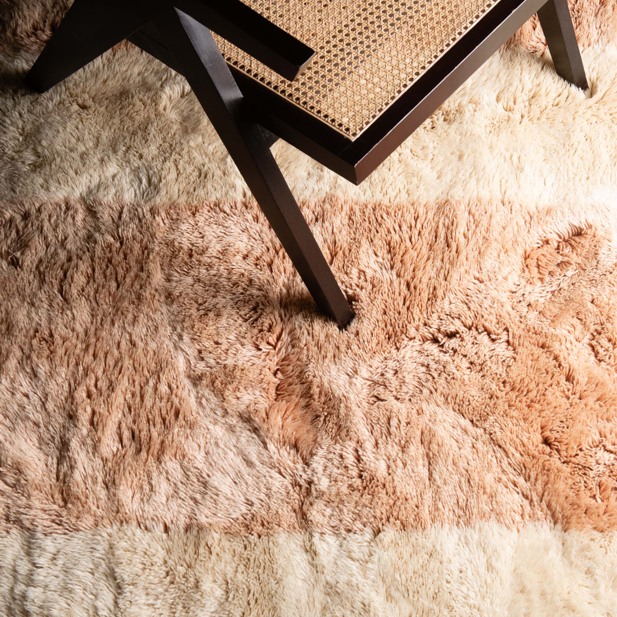 Dysmetria - Luxury Shag Moroccan Rug - Benisouk