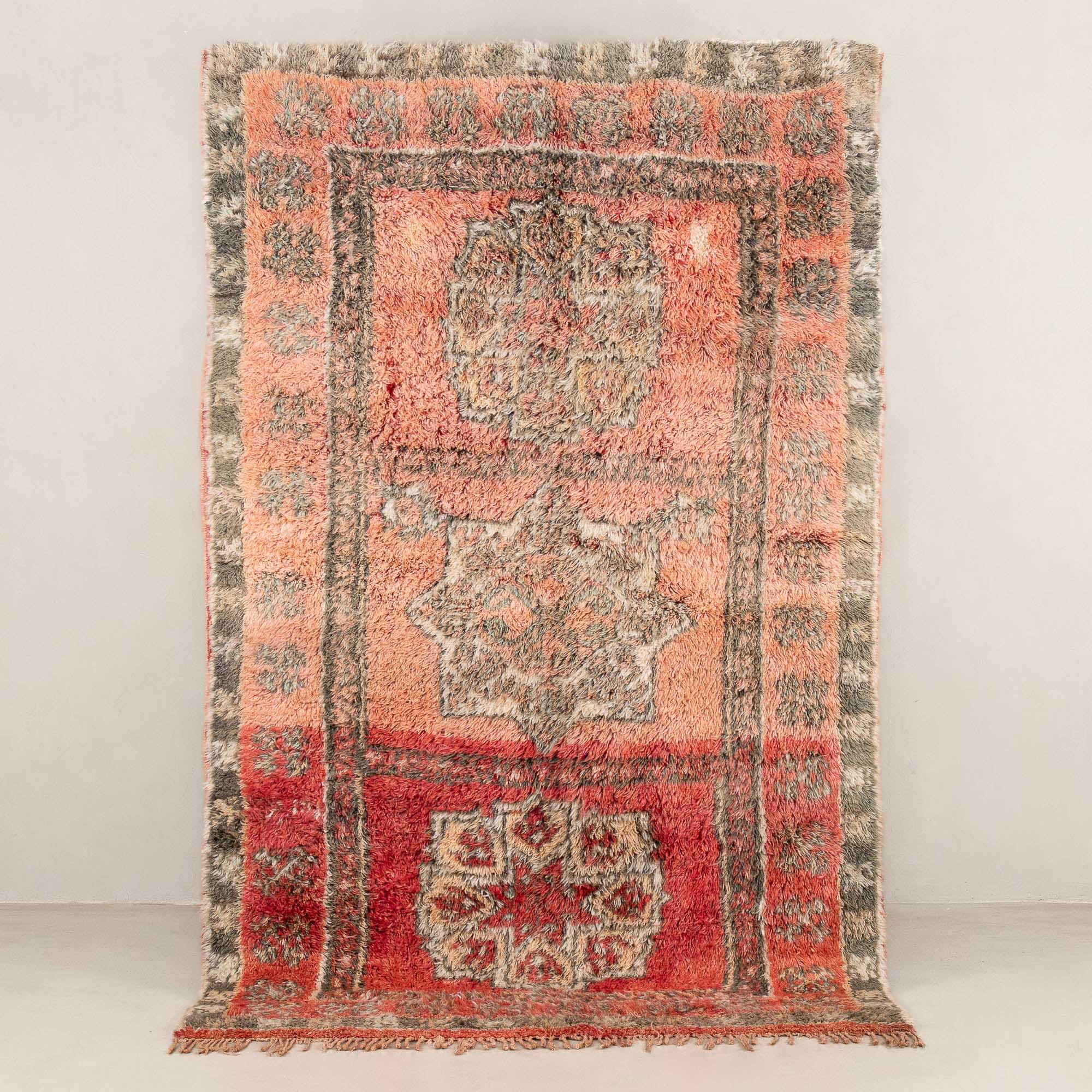 Ehan - vintage boujad rug