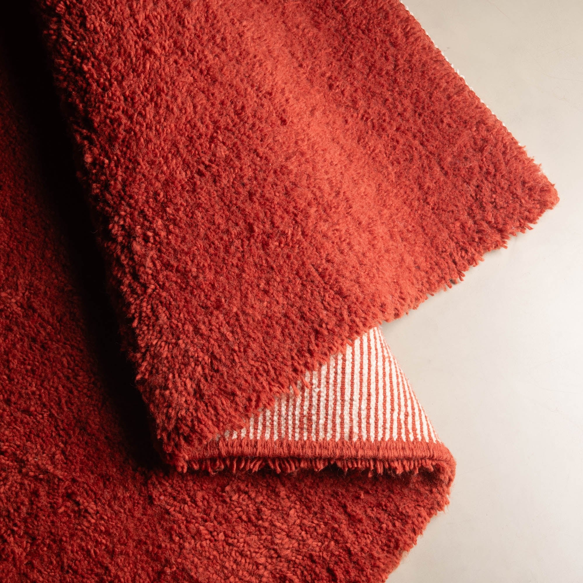 Elbayda Terracotta - Shag Moroccan rug - Benisouk