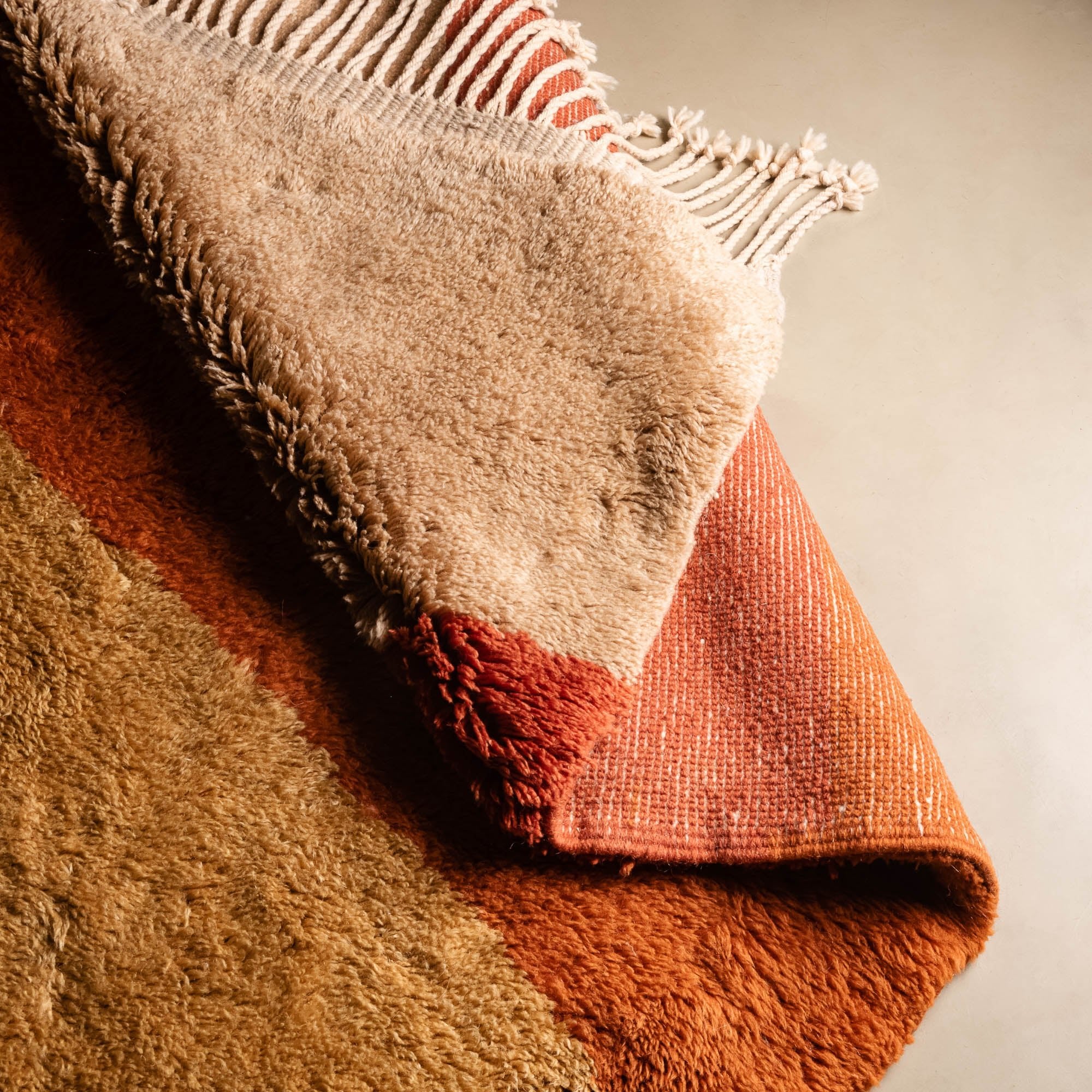 Elegance - Luxury Shag Moroccan Rug - Benisouk