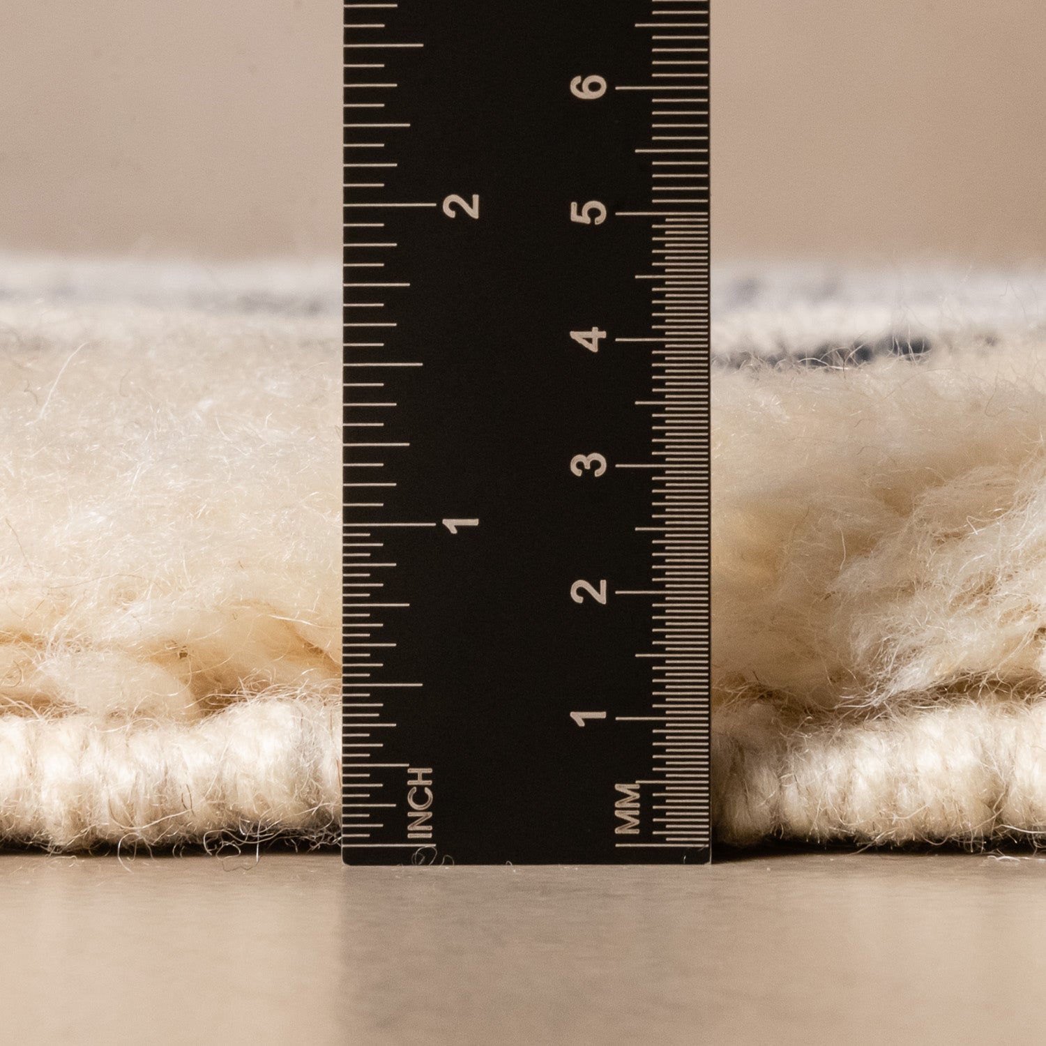 Elegant Rhythm - Luxury Shag Moroccan Rug - Benisouk