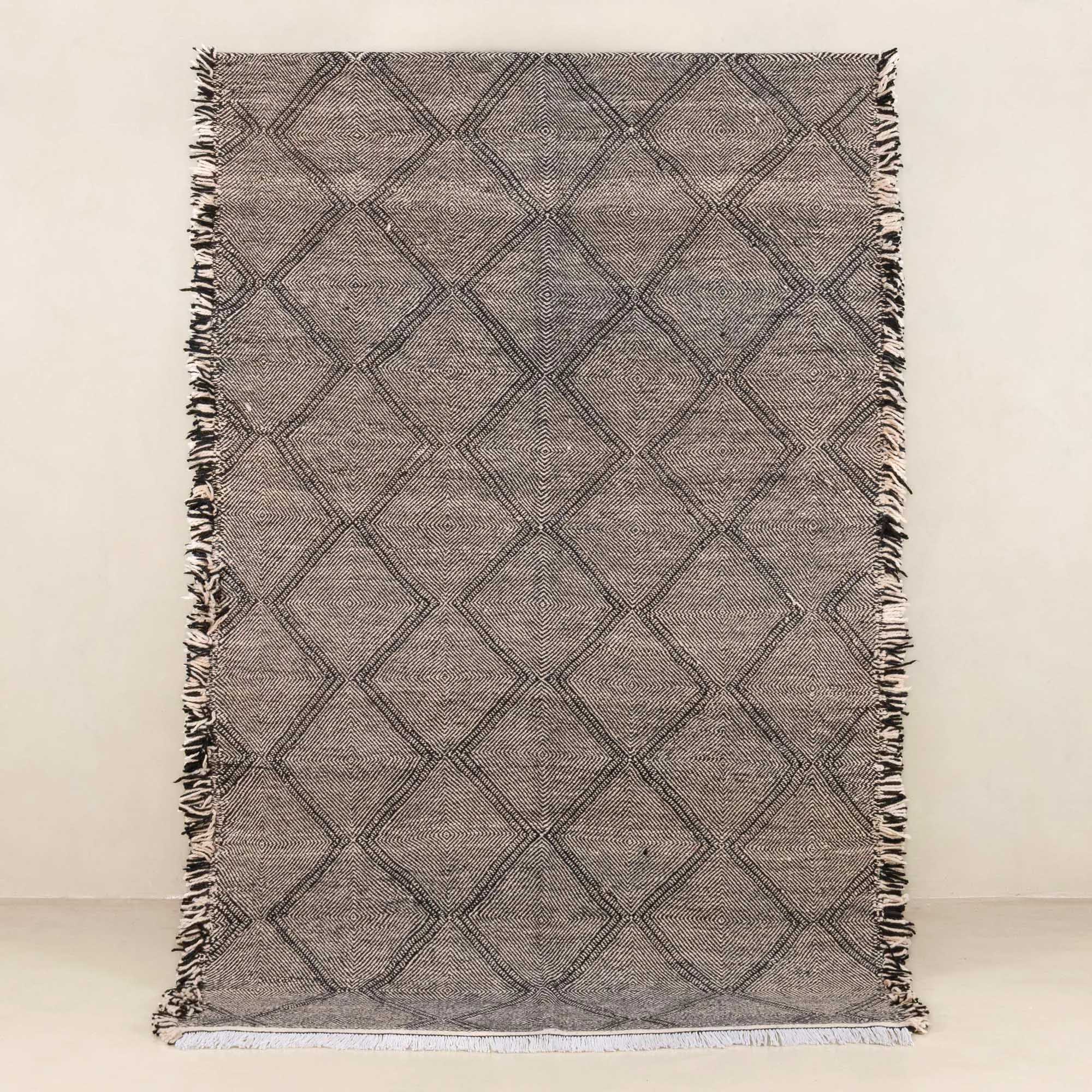 Fatma - taznakht kilim rug