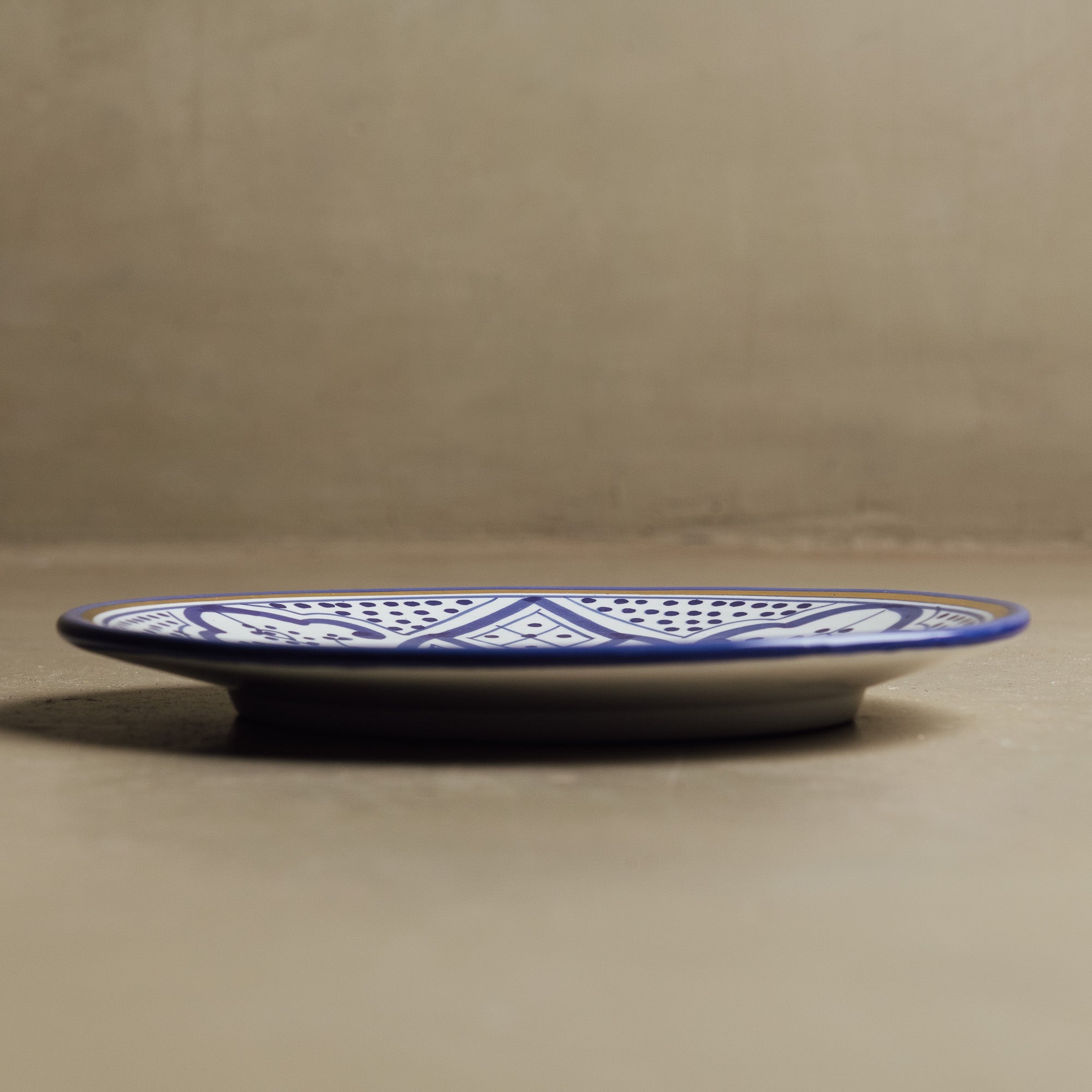 Fez Dinner Plate Blue - Moroccan Dinnerware Adorned with 12 Carat Gold Accents - Benisouk