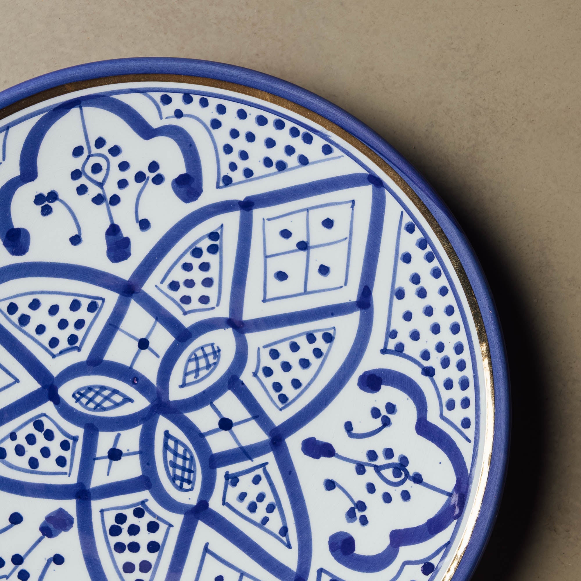 Fez Dinner Plate Blue - Moroccan Dinnerware Adorned with 12 Carat Gold Accents - Benisouk