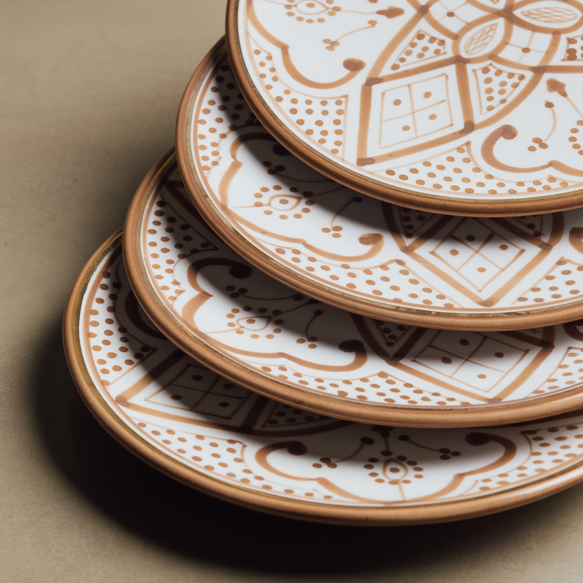 Fez Dinner Plate Sable - Moroccan Dinnerware Adorned with 12 Carat Gold Accents - Benisouk