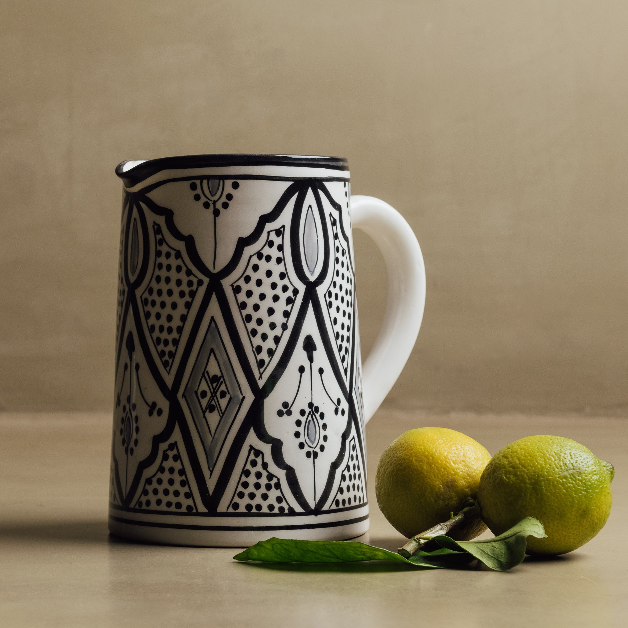 Fez Noir Carafe - Moroccan Table Art - Benisouk