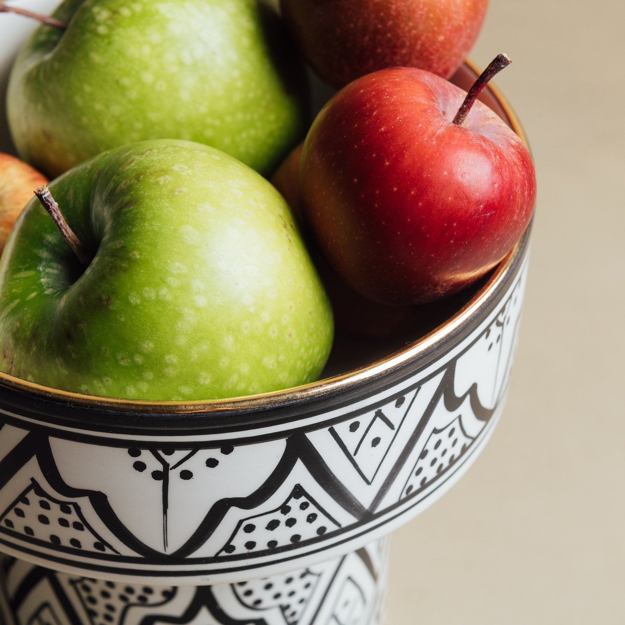 Fez Noir Pedestal Bowl - Handcrafted with 12 Carat Gold Accents - Benisouk