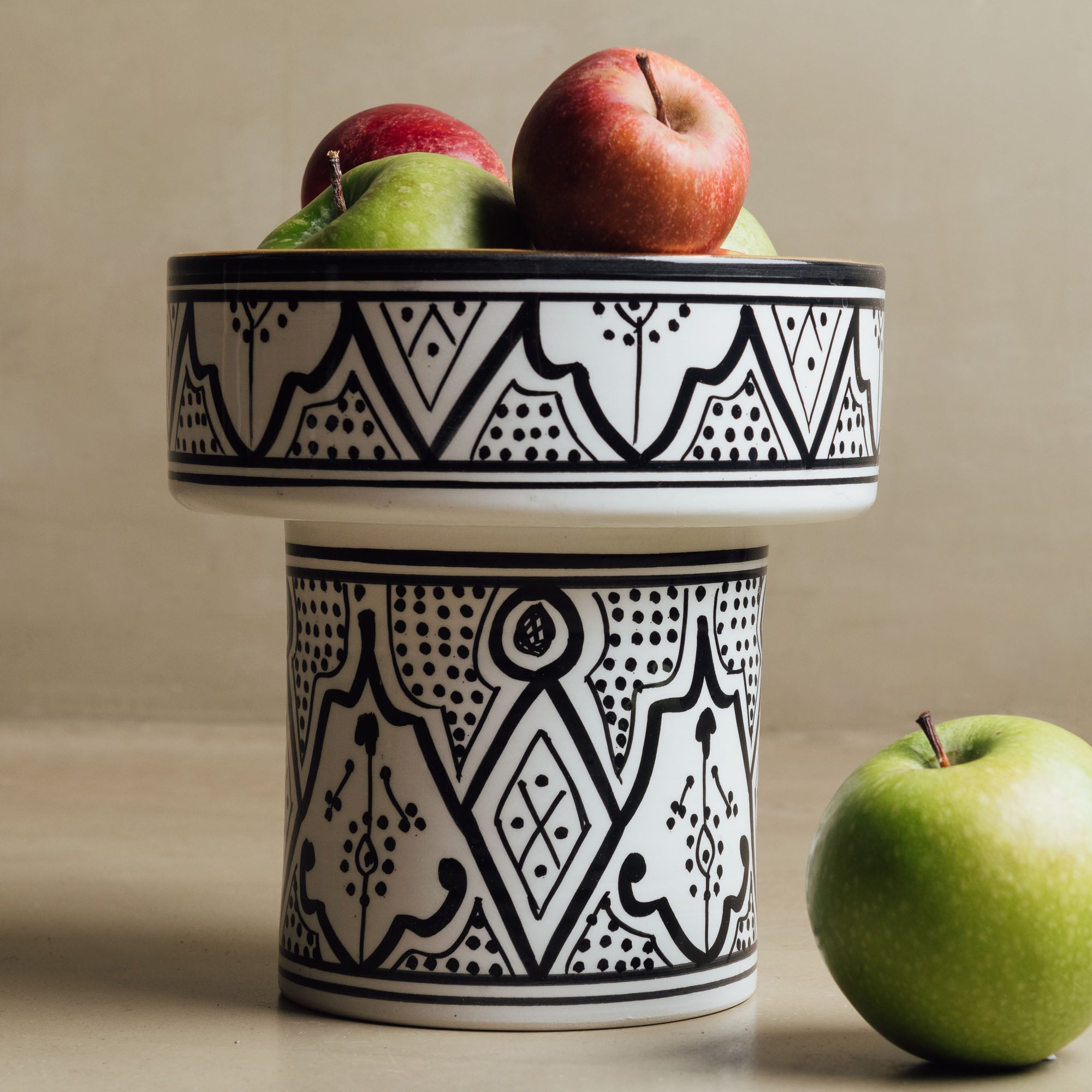 Fez Noir Pedestal Bowl - Handcrafted with 12 Carat Gold Accents - Benisouk