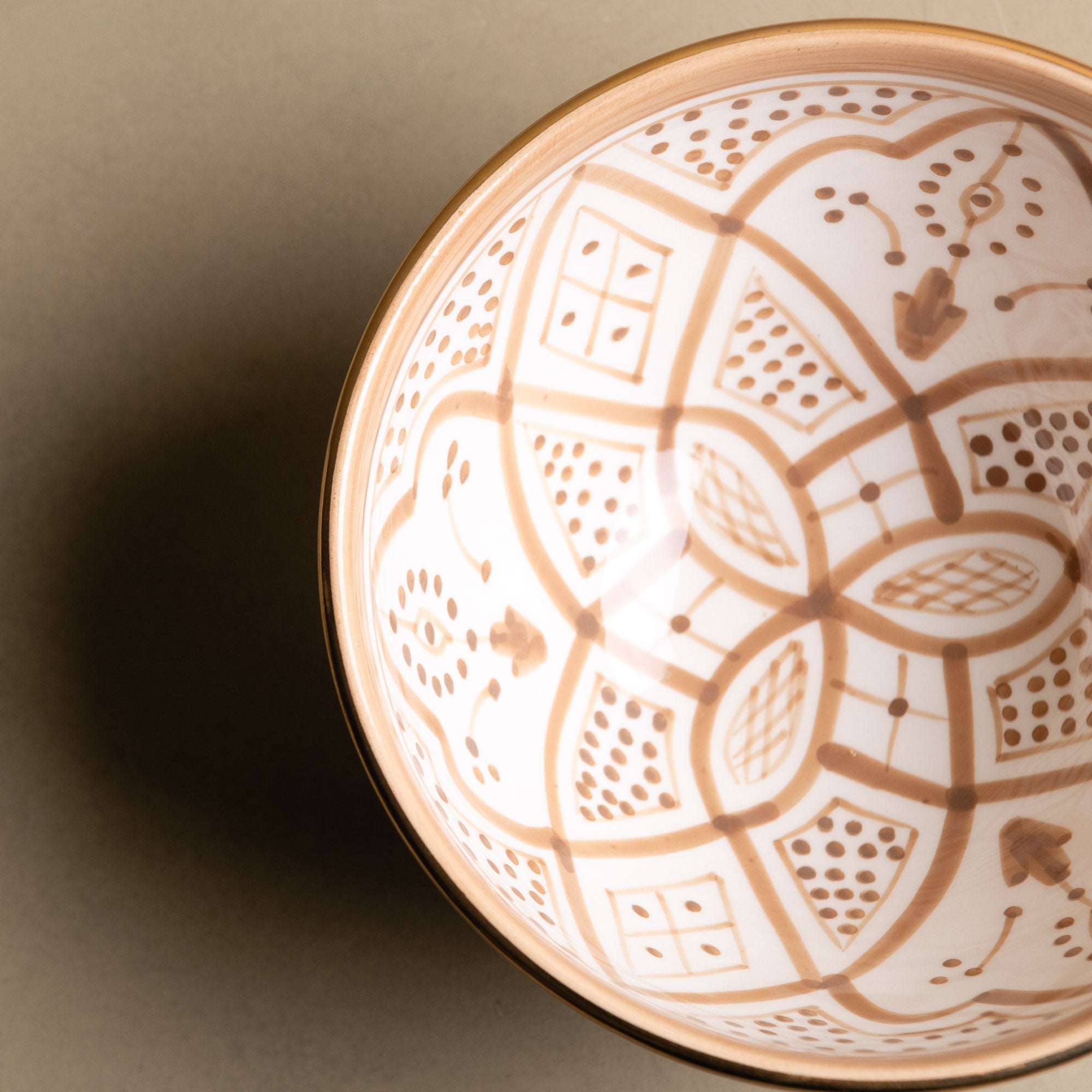 Fez Sand Bowl - Moroccan Dinnerware Adorned with 12 Carat Gold Accents - Benisouk