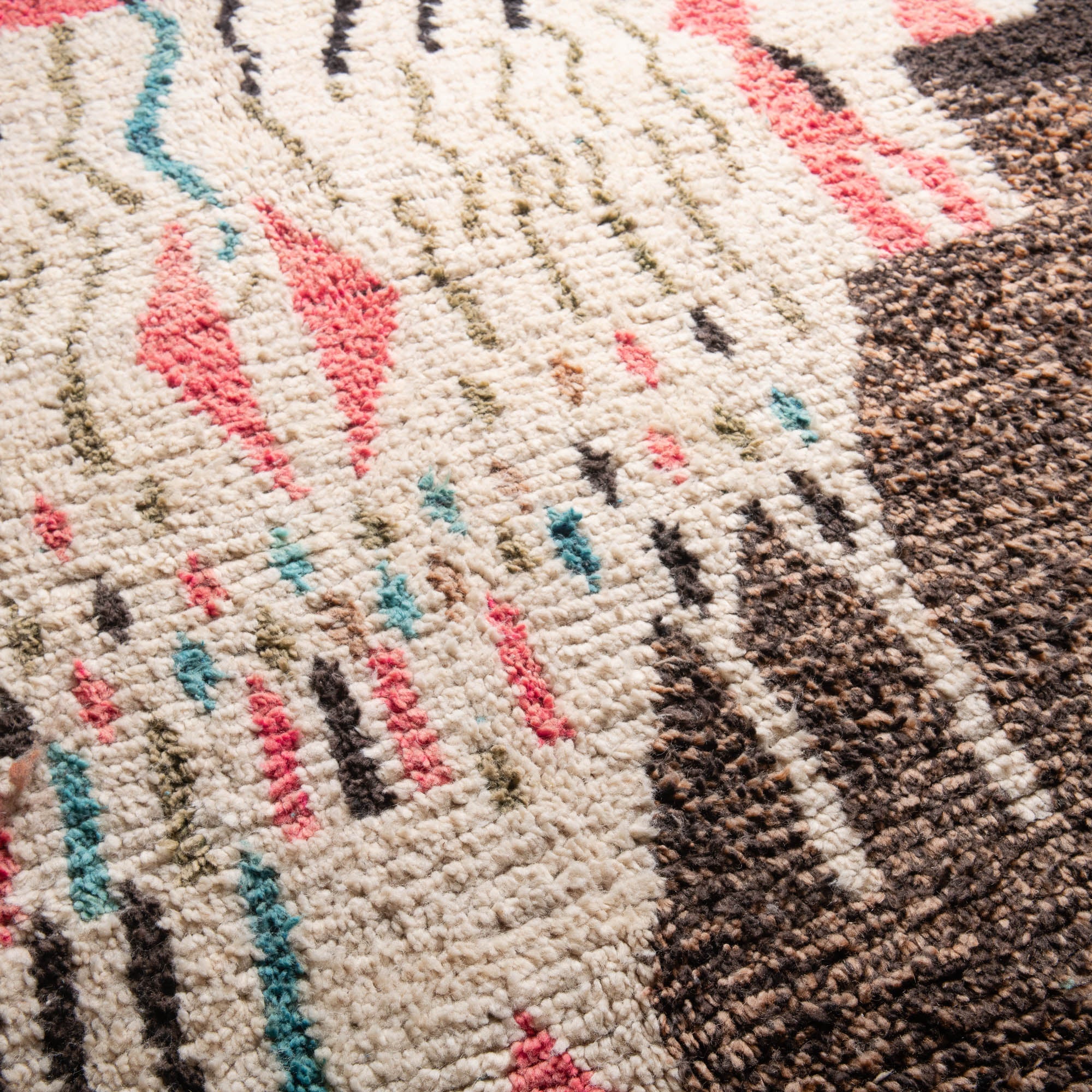 Fouziya - vintage boujad rug - Benisouk