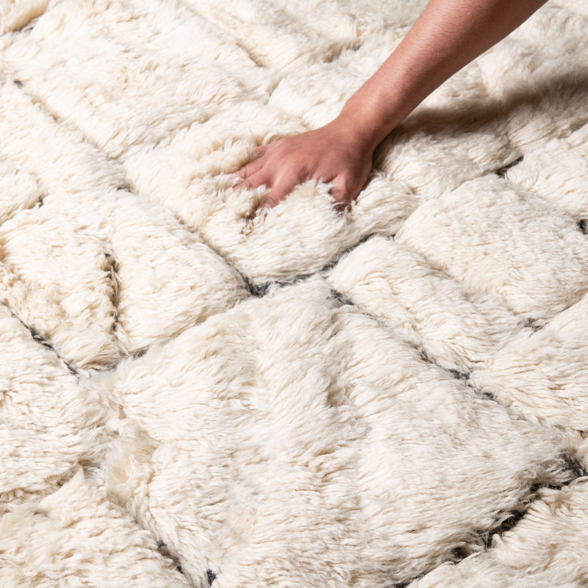 Fragmented Memories - Luxury Shag Moroccan Rug - Benisouk