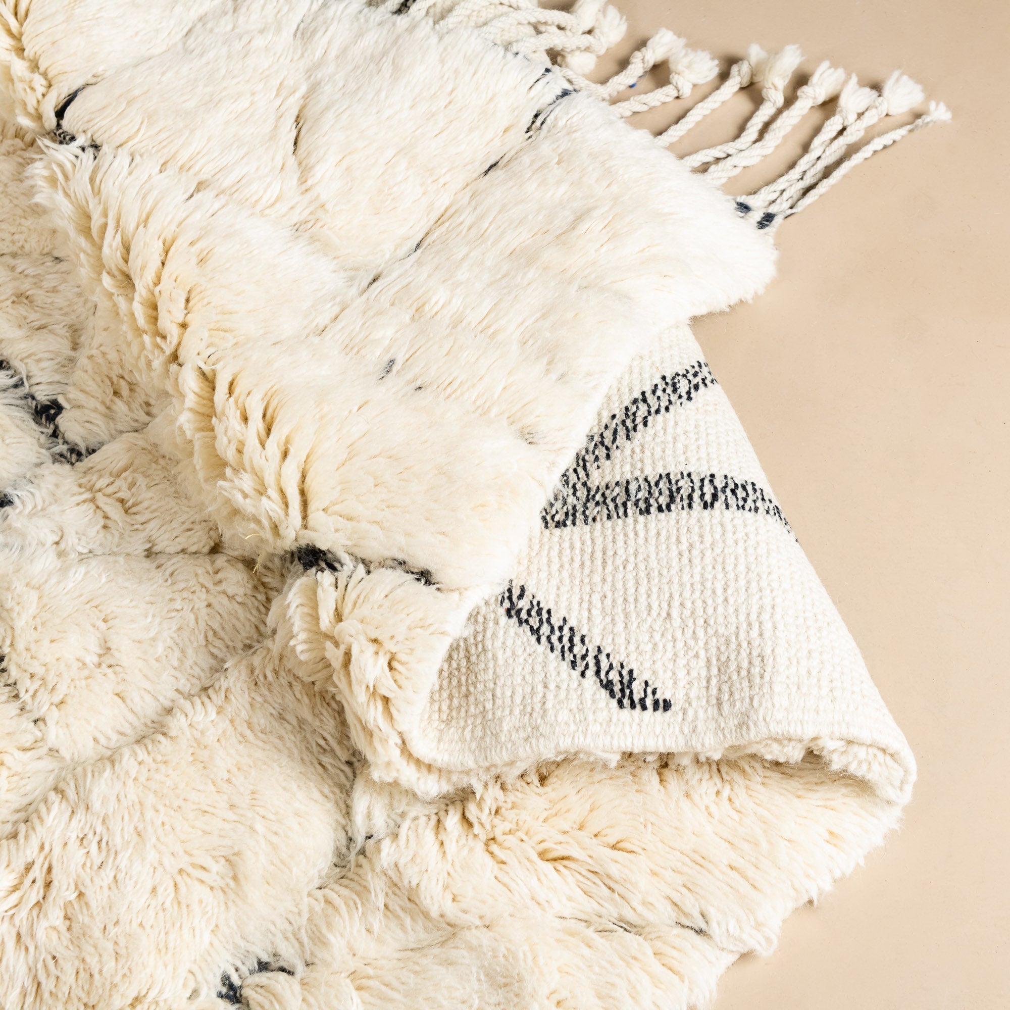 Fragmented Memories - Luxury Shag Moroccan Rug - Benisouk